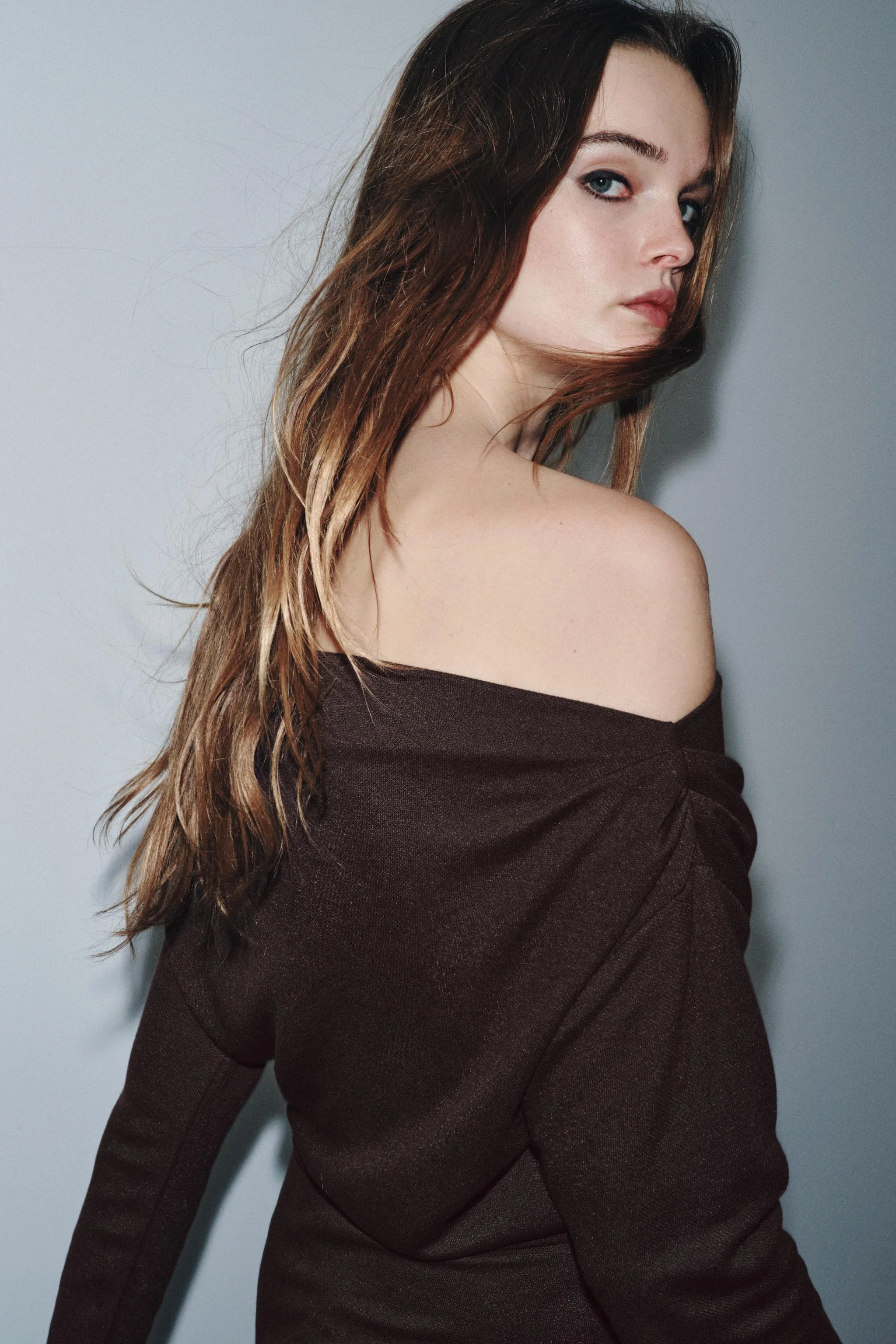 پیراهن نرم با سنجاق سینه