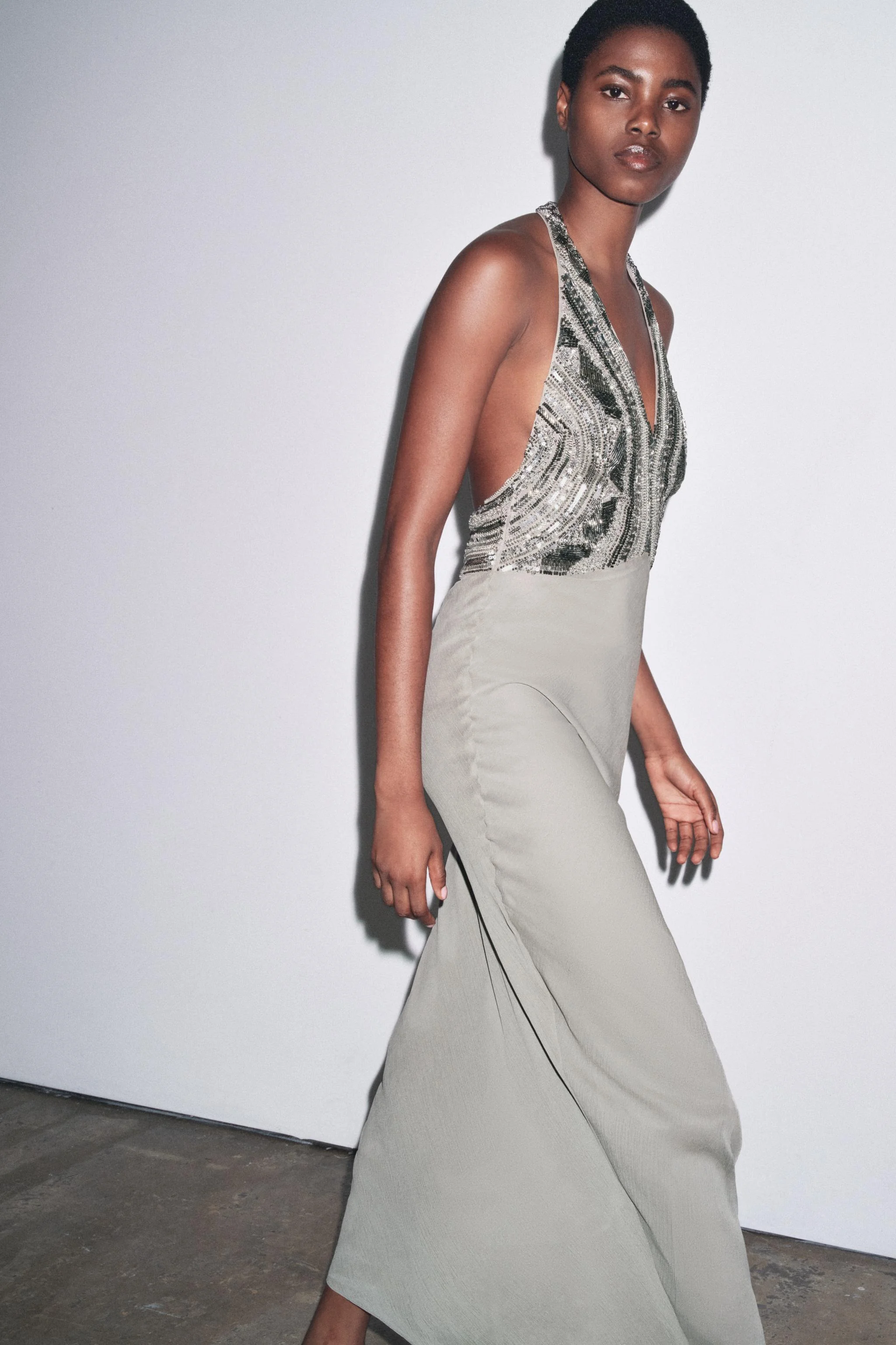 پیراهن بلند گلدوزی شده