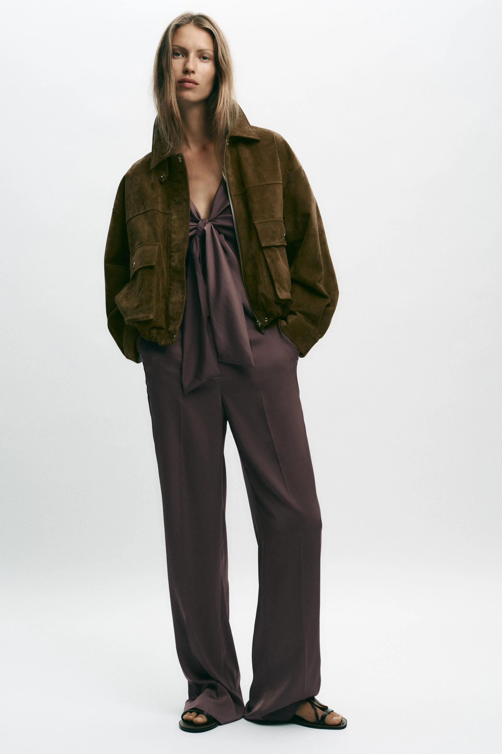 سرهمی یقه هالتر با جزئیات گره ای و کمر ساتن