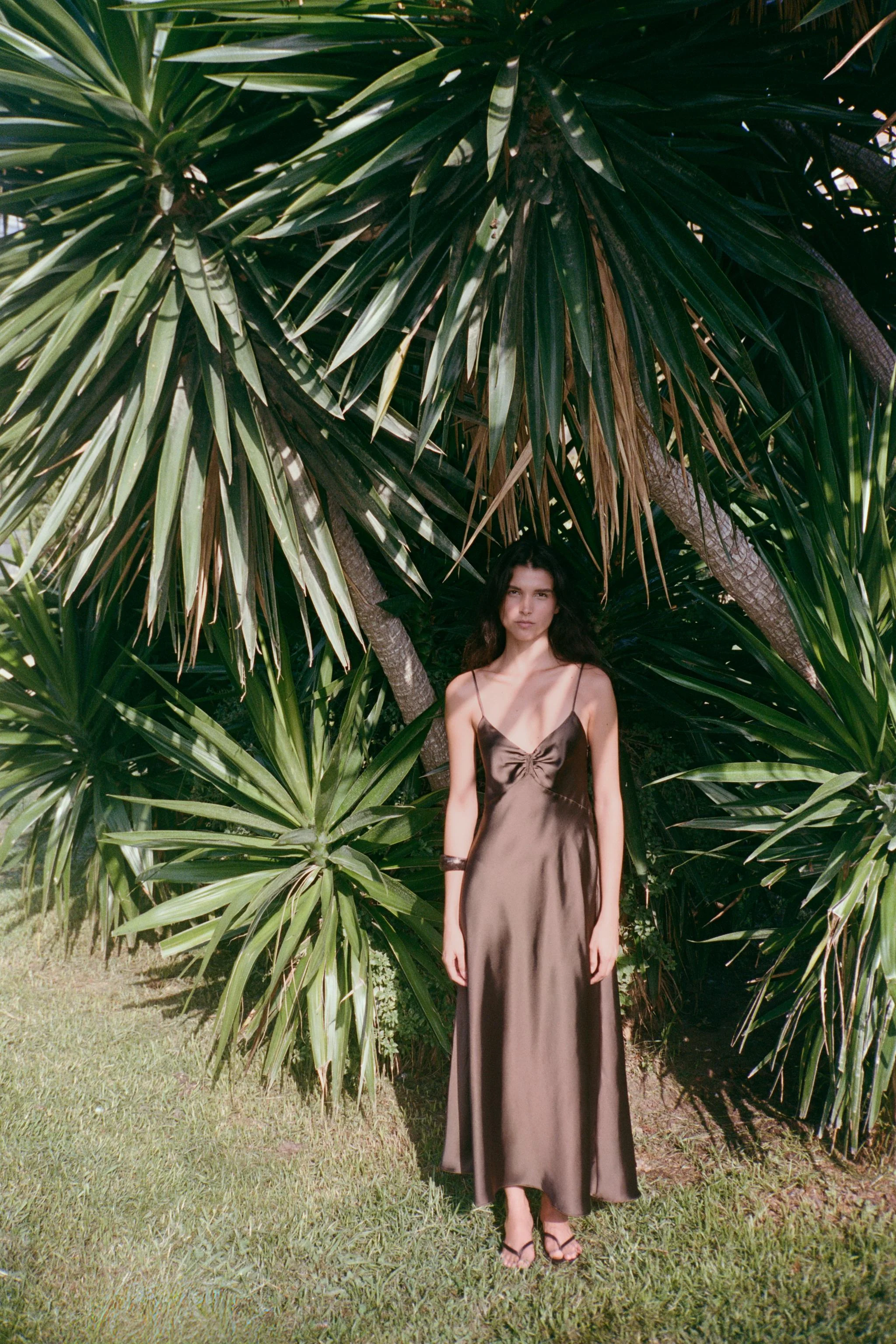 پیراهن میدی ساتن چین دار