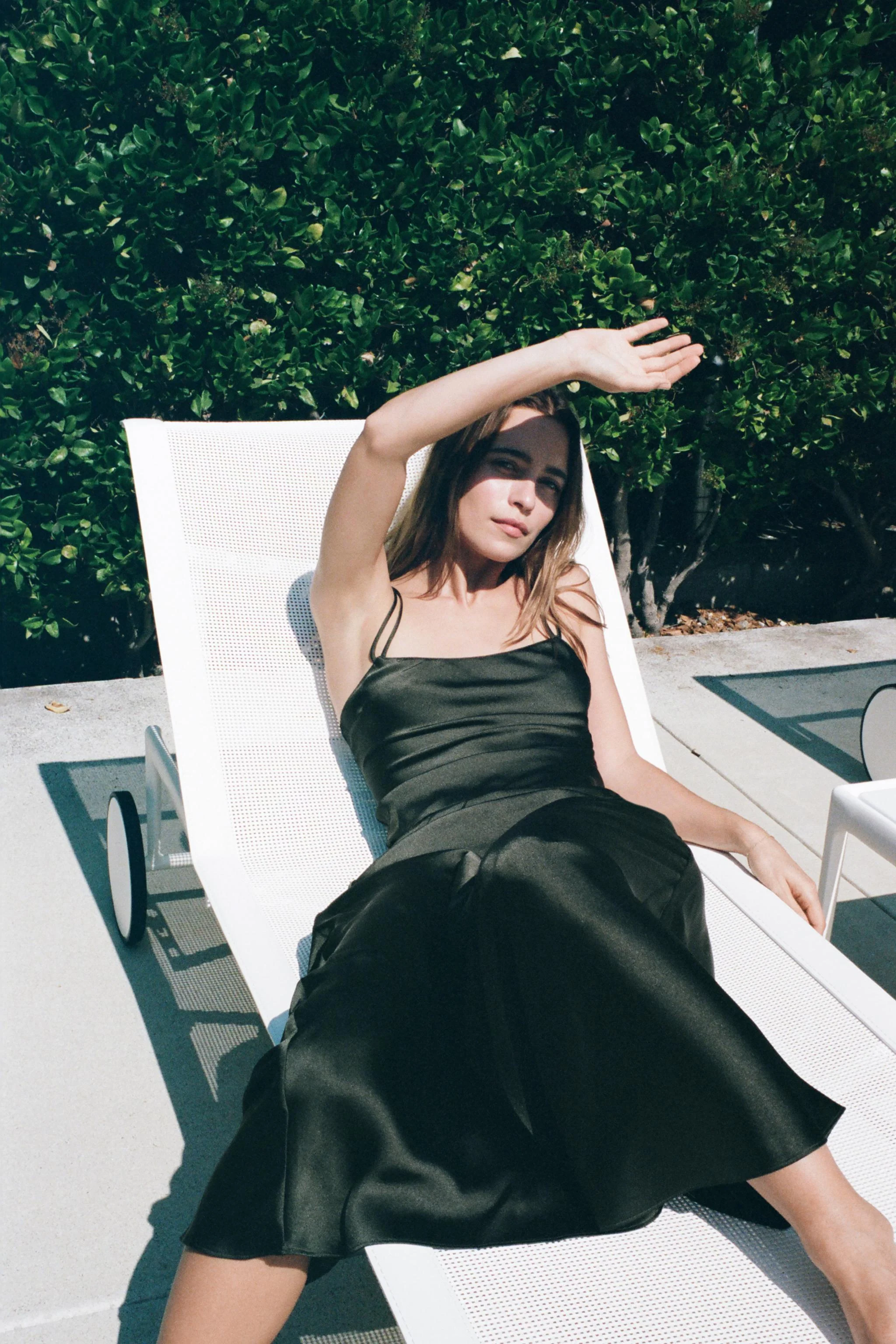 پیراهن بلند ساتن با طرح محدود