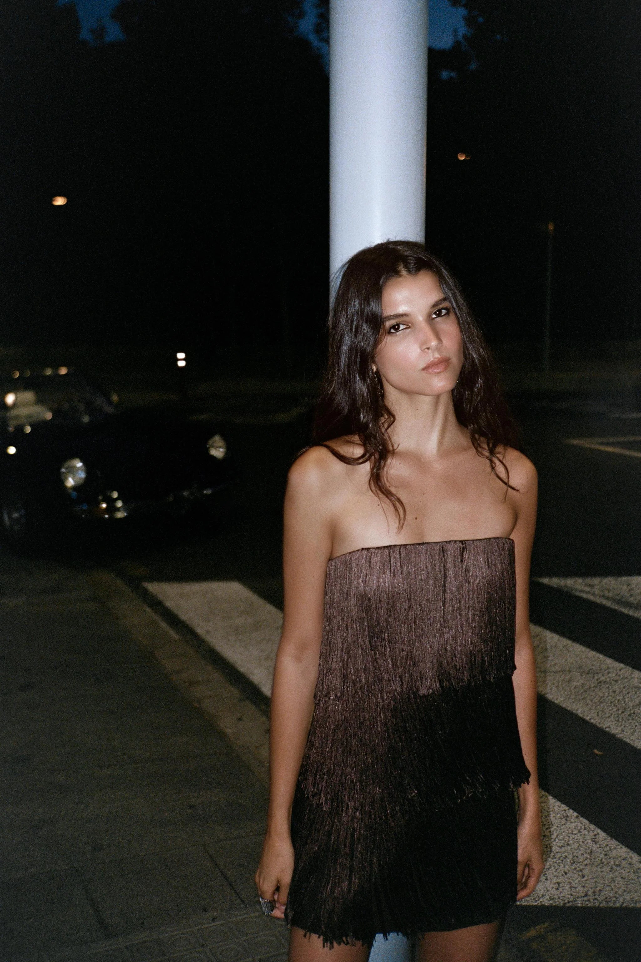 پیراهن کوتاه بدون بند با حاشیه ریش ریش