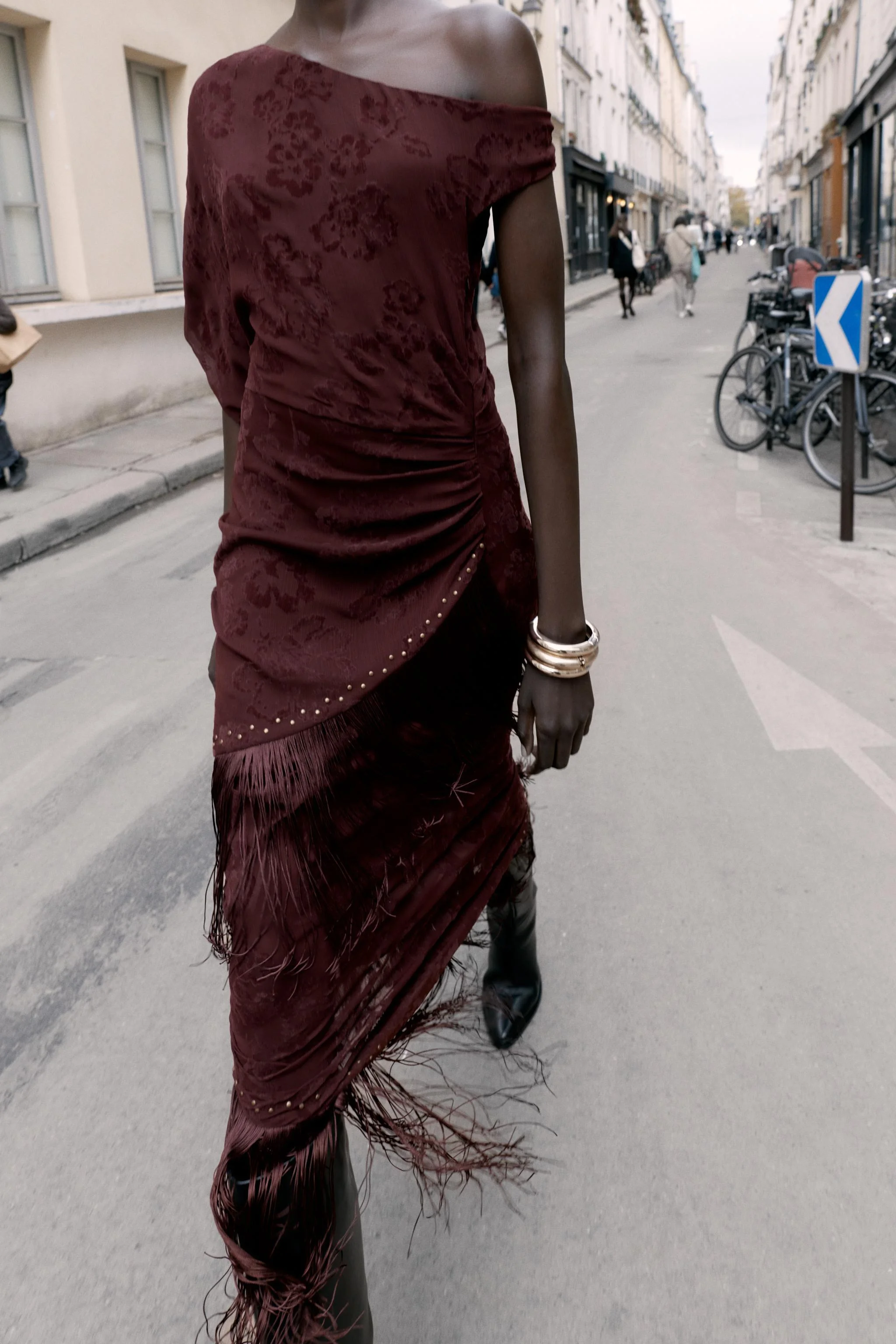 پیراهن میدی با حاشیه ریش ریش نامتقارن