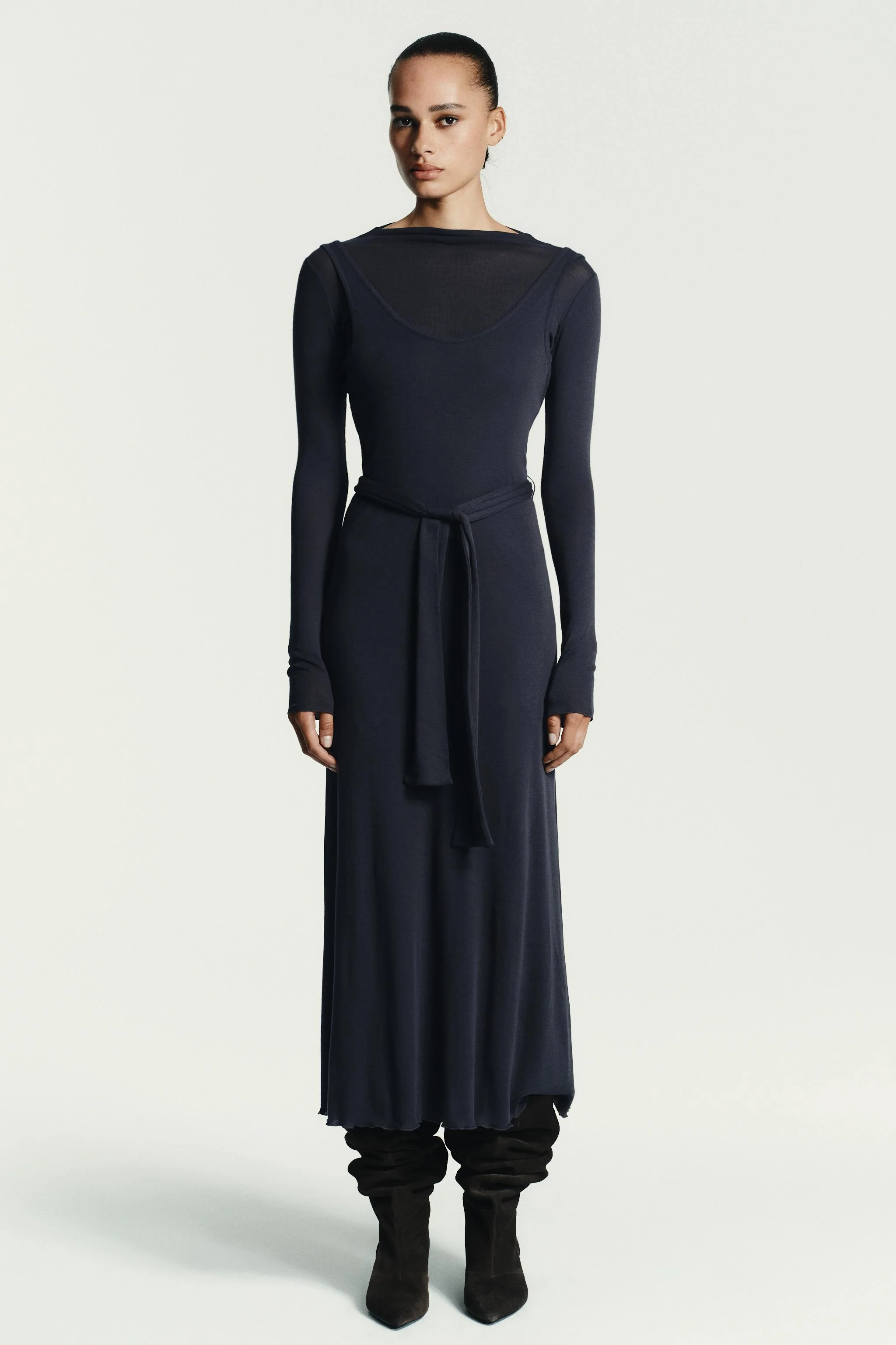 پیراهن با طرح دوگانه و کمربند گره ای