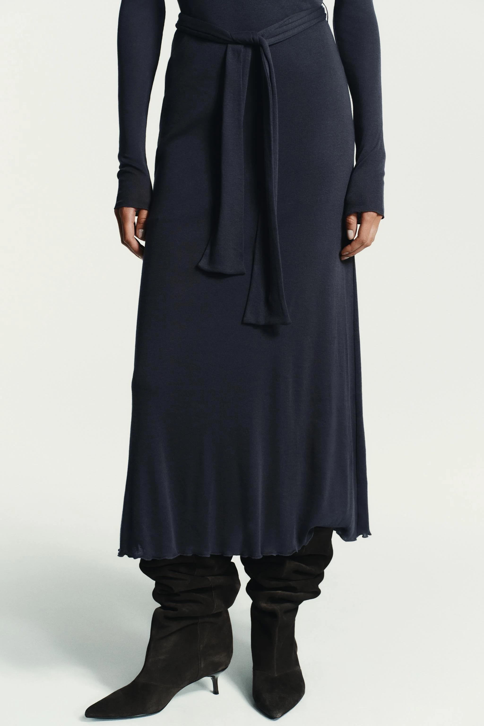 پیراهن با طرح دوگانه و کمربند گره ای