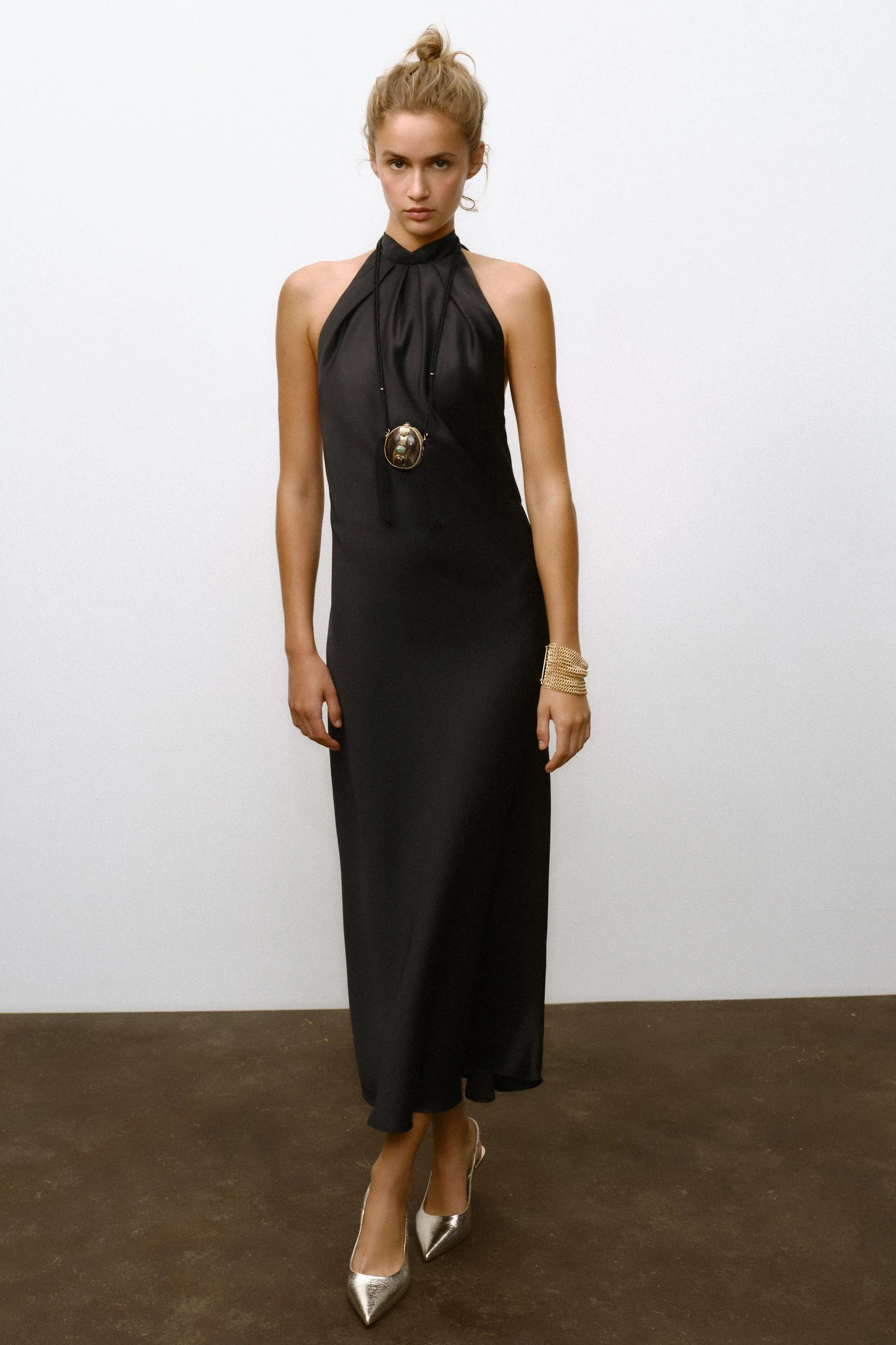 پیراهن میدی ساتن پشت باز