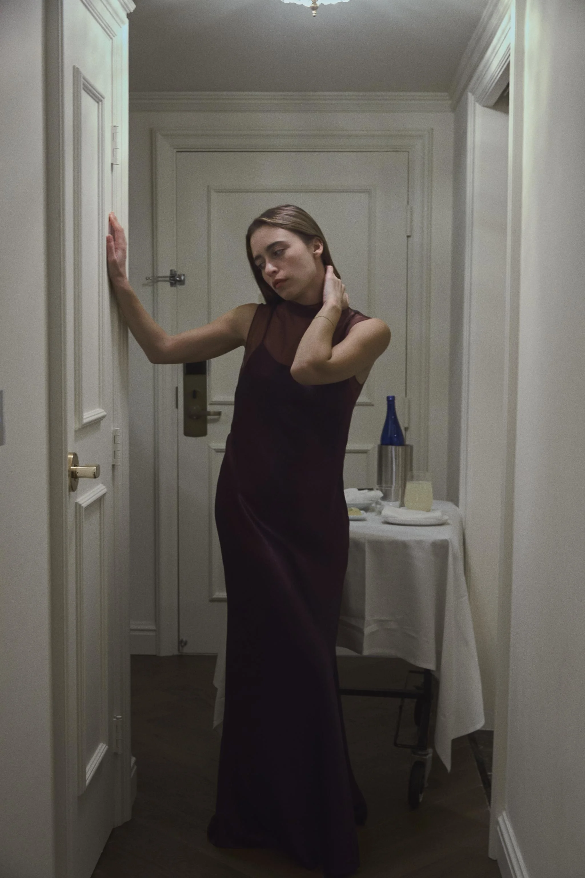 پیراهن بلند ساتن توری پیراهن بلند ساتن توری