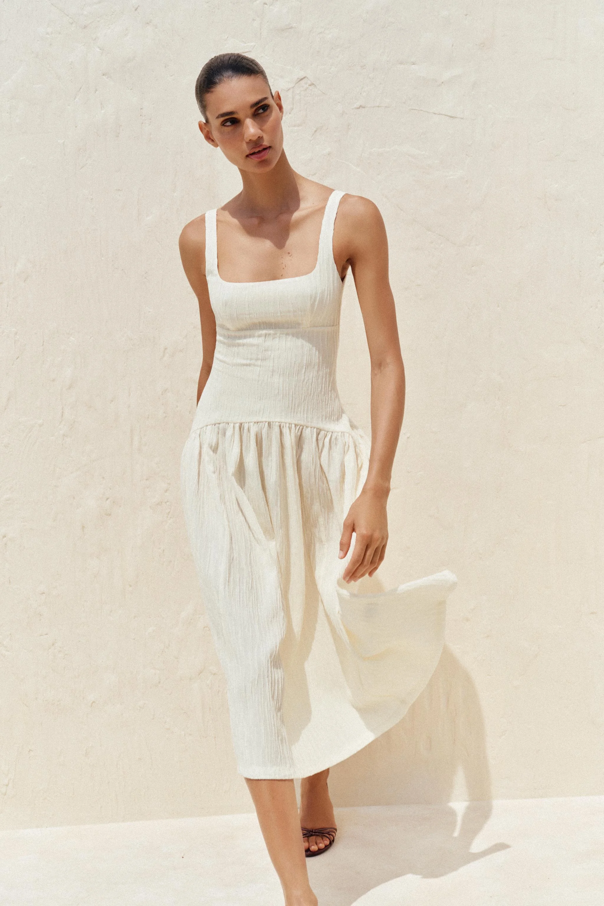 پیراهن میدی بنددار با بافت