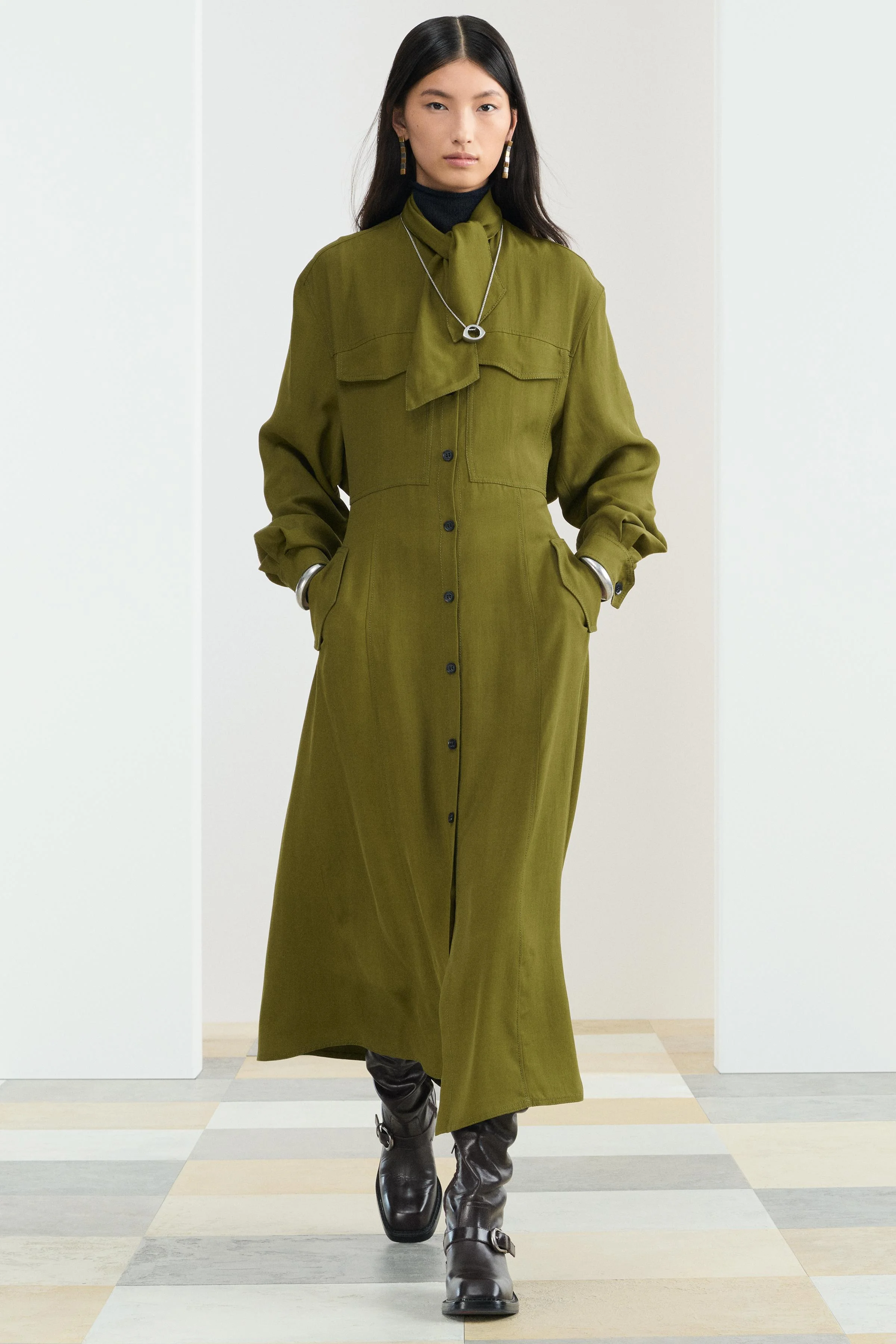 پیراهن میدی دکمه دار