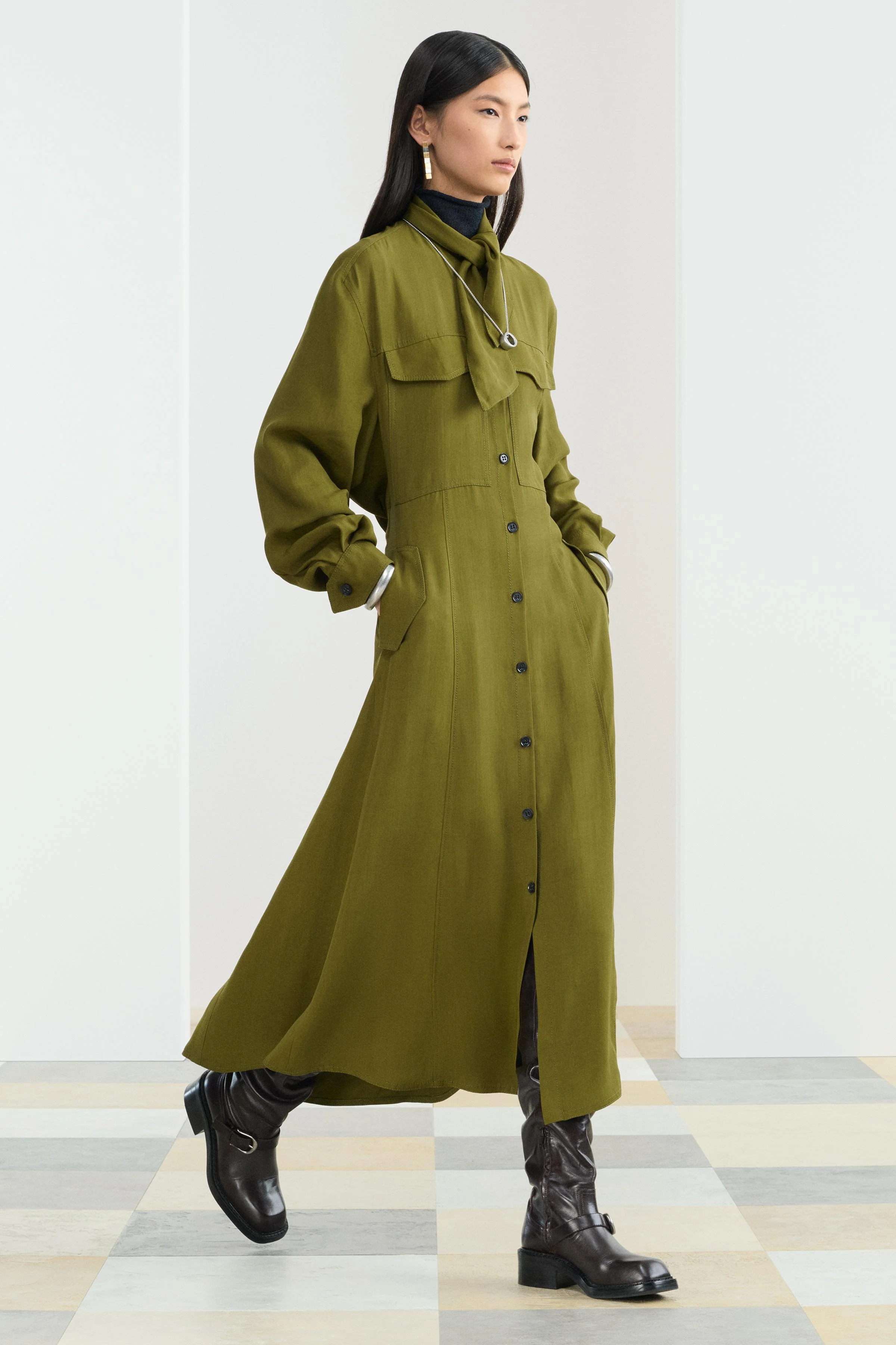 پیراهن میدی دکمه دار