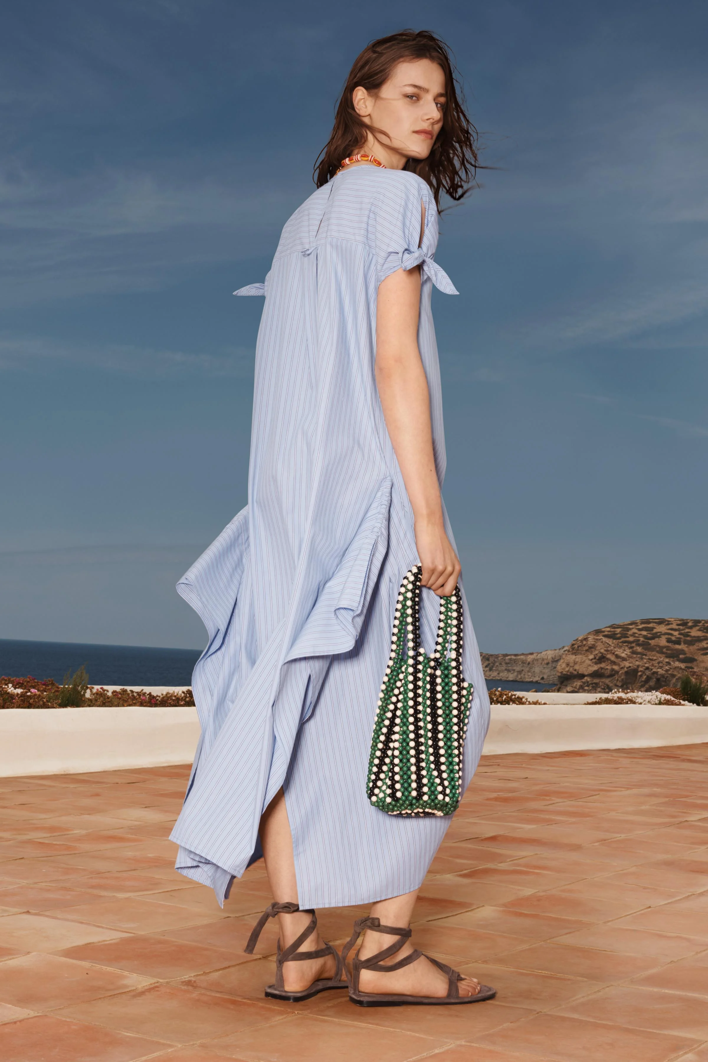 پیراهن میدی راه راه با برش نامتقارن