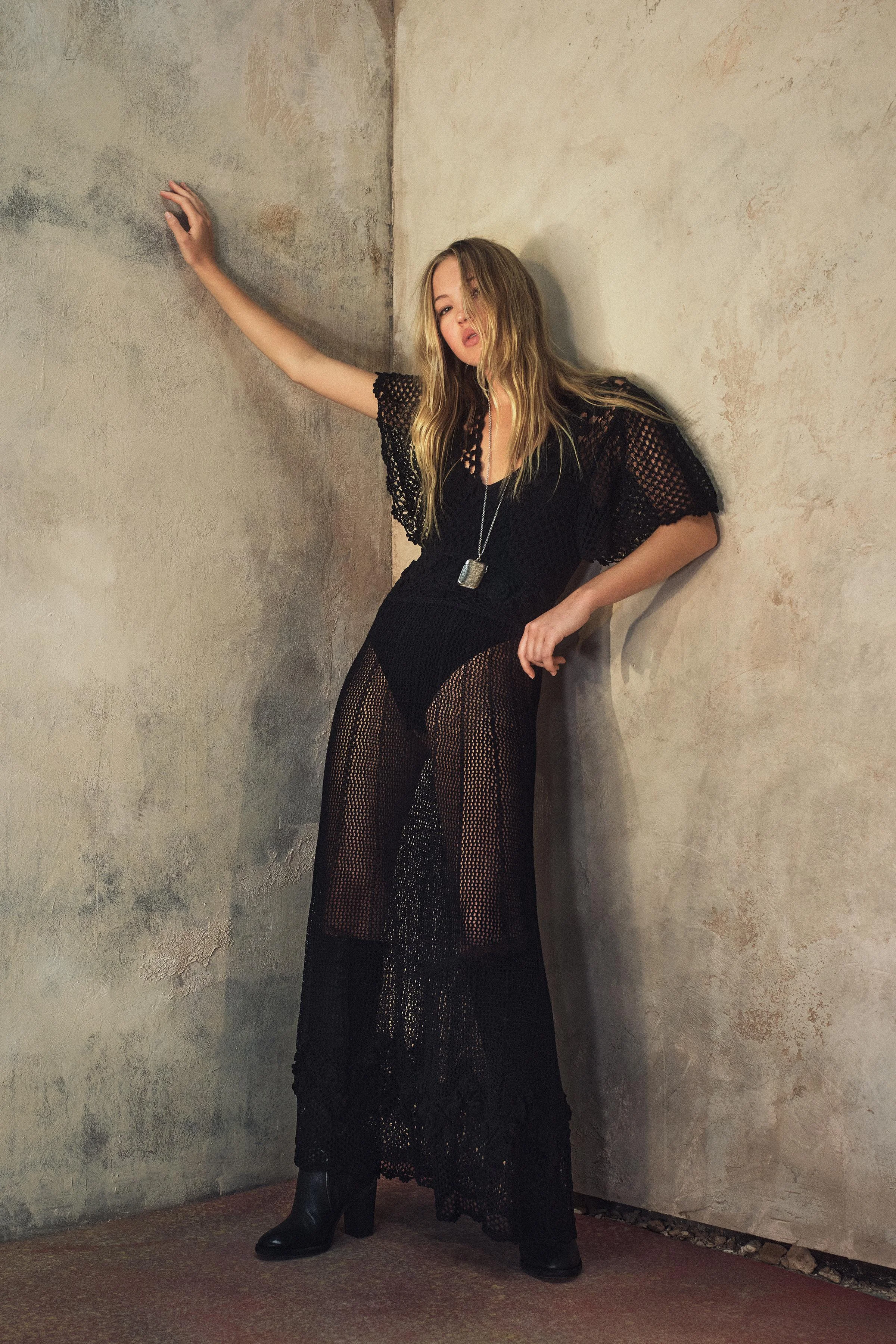 پیراهن بافتنی قلاب بافی زارا پیراهن بافتنی قلاب بافی زارا