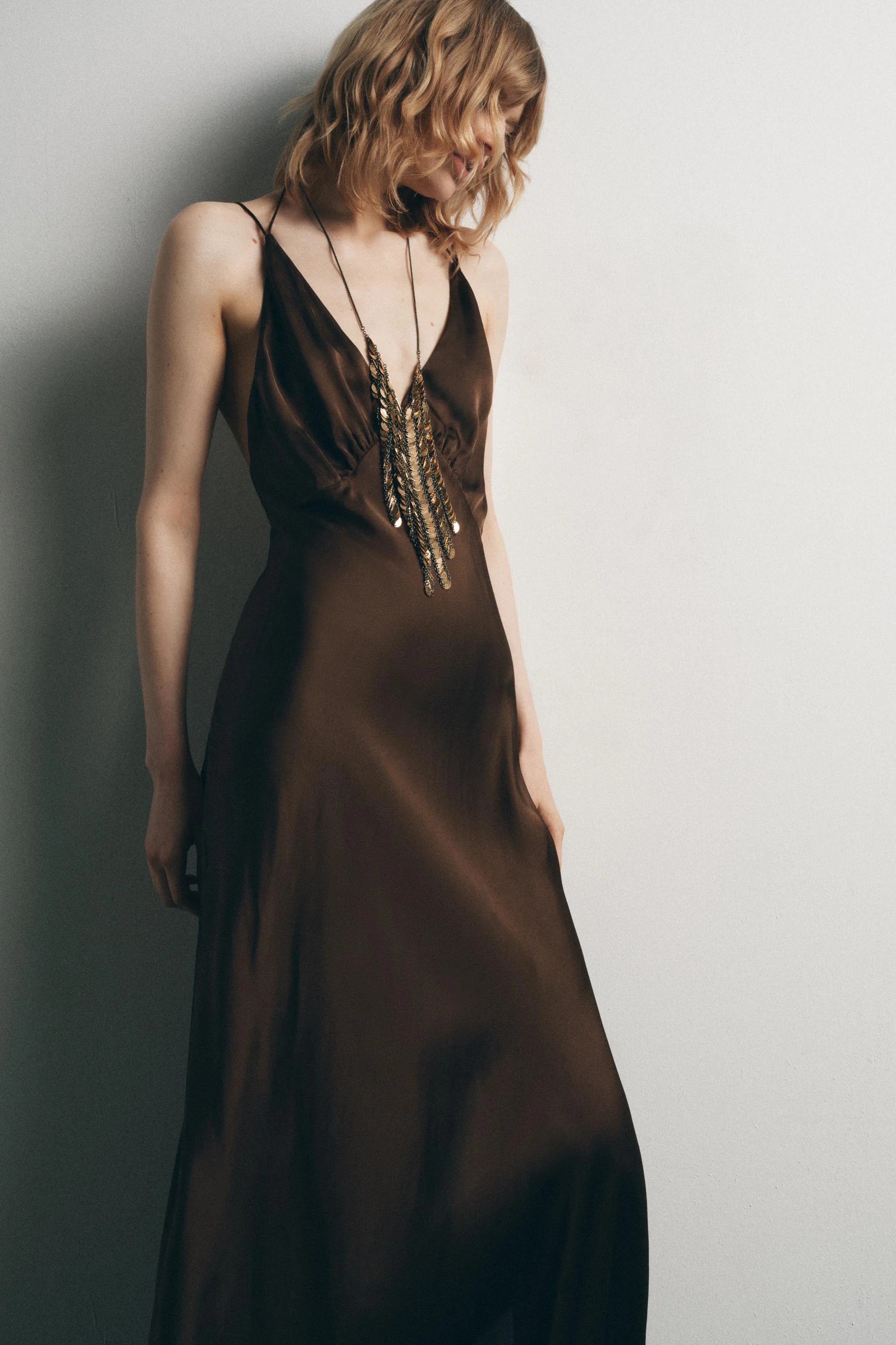 پیراهن ساتن با پشت باز