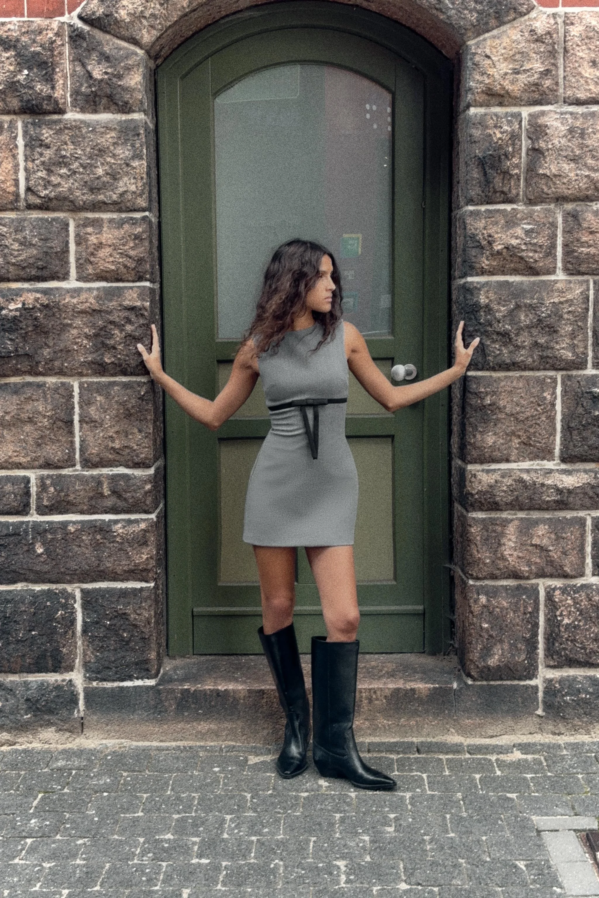 پیراهن کوتاه با پاپیون ساتن