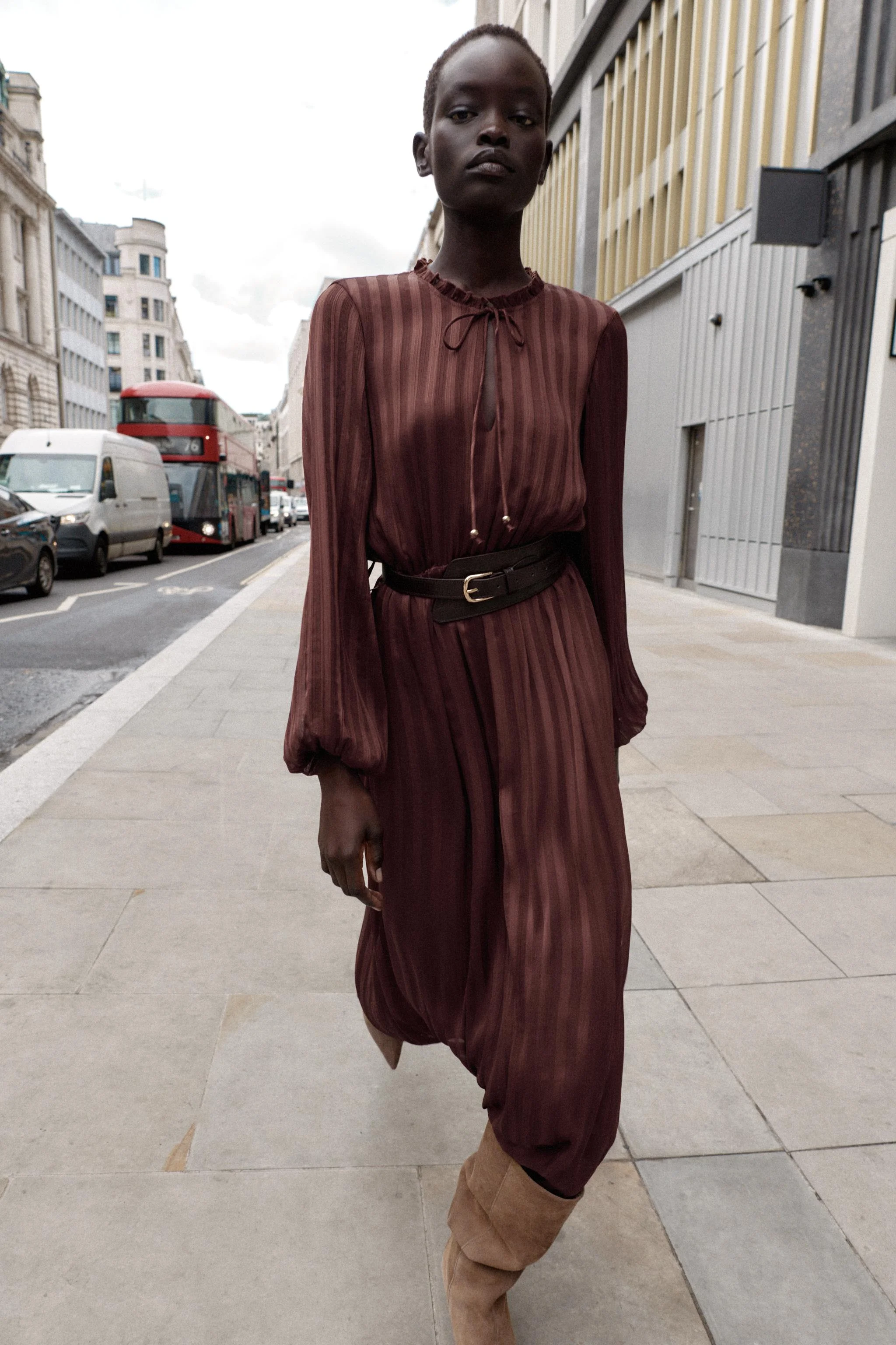 پیراهن میدی با کمربند