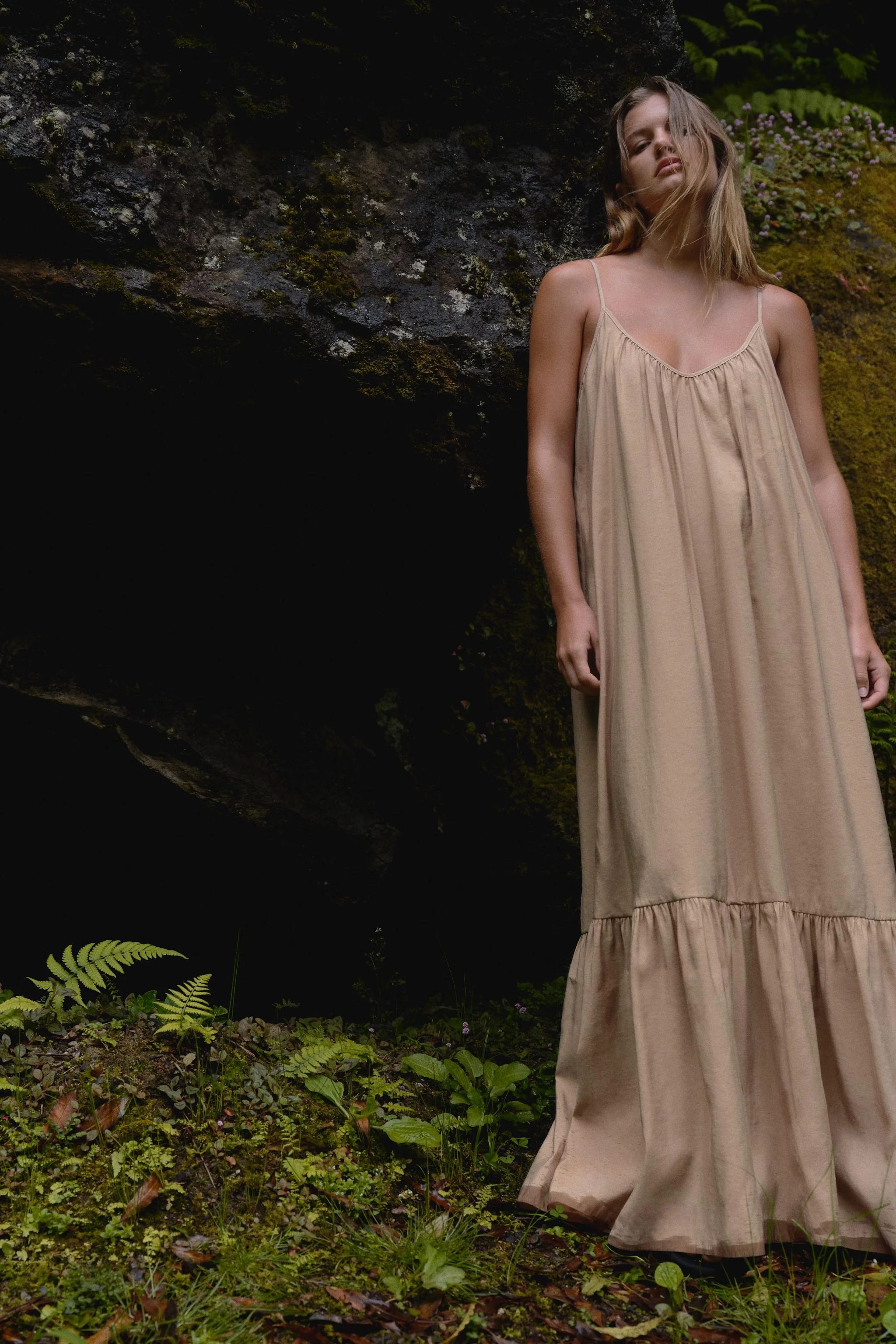 پیراهن میدی روان