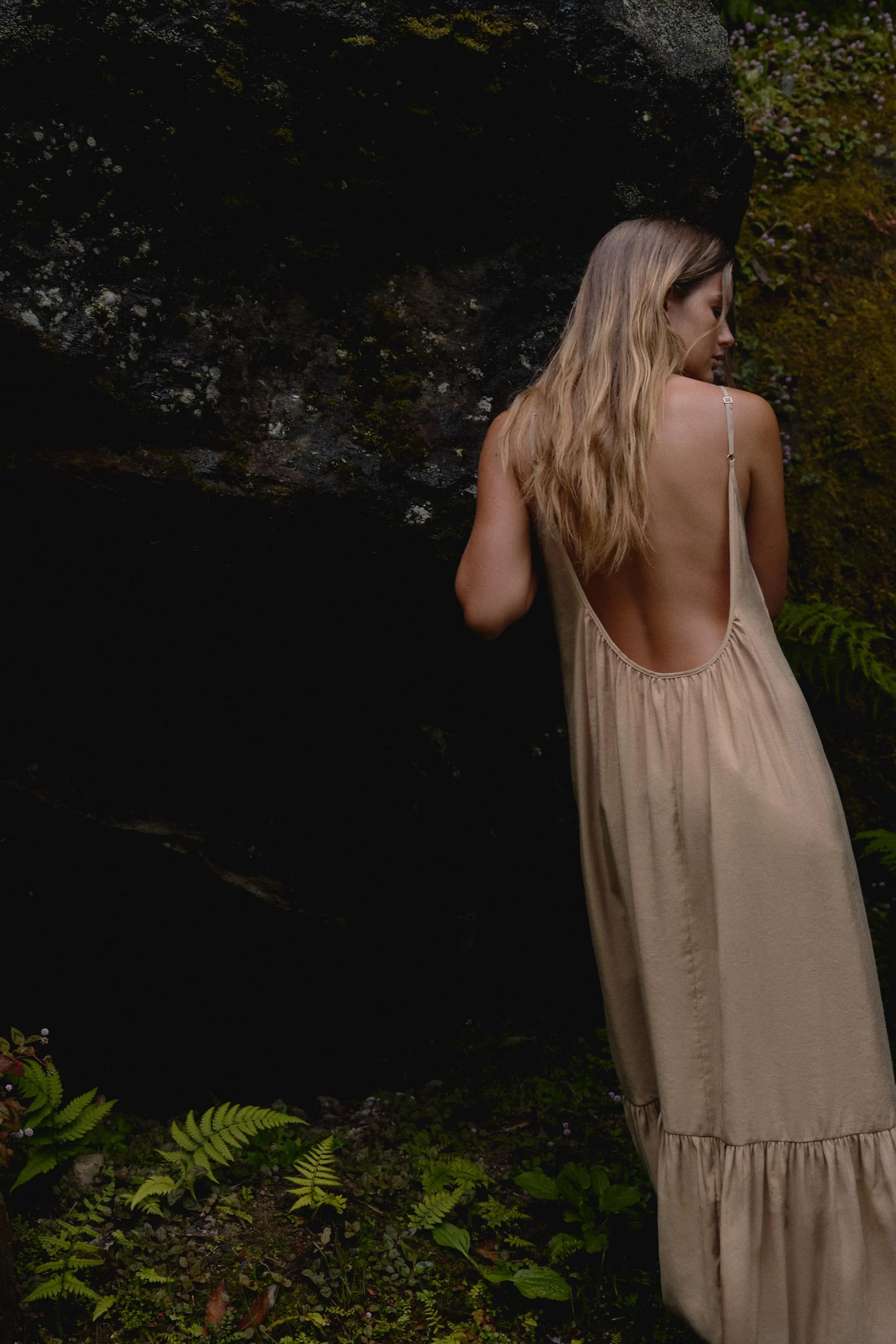 پیراهن میدی روان