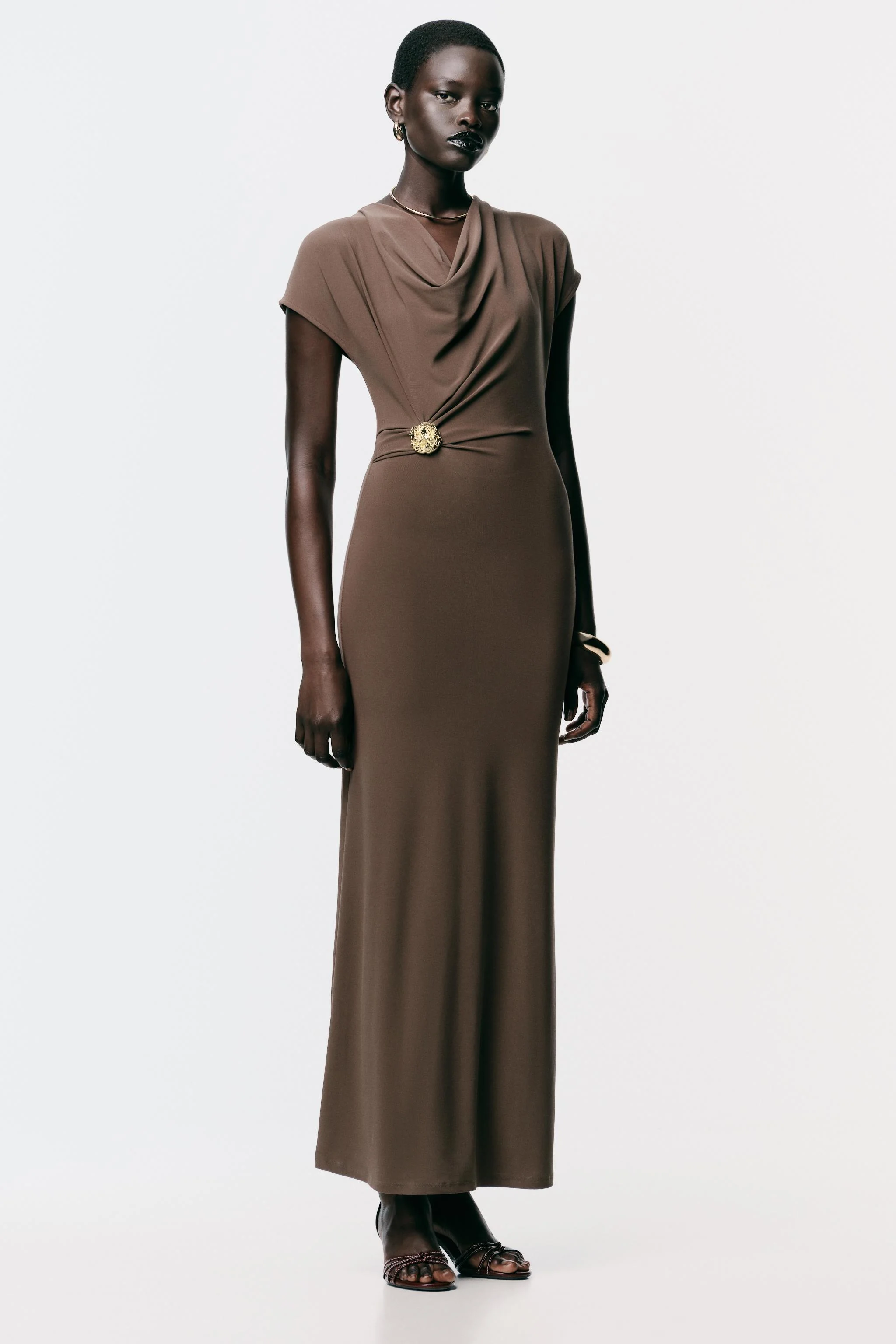 پیراهن دراپه با تزیینات فلزی