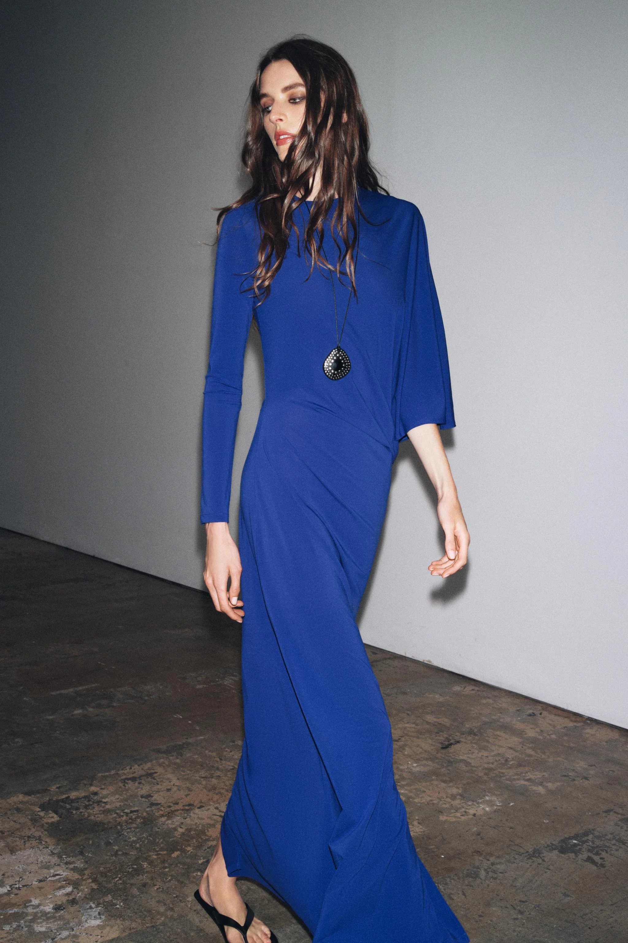 پیراهن بلند نامتقارن