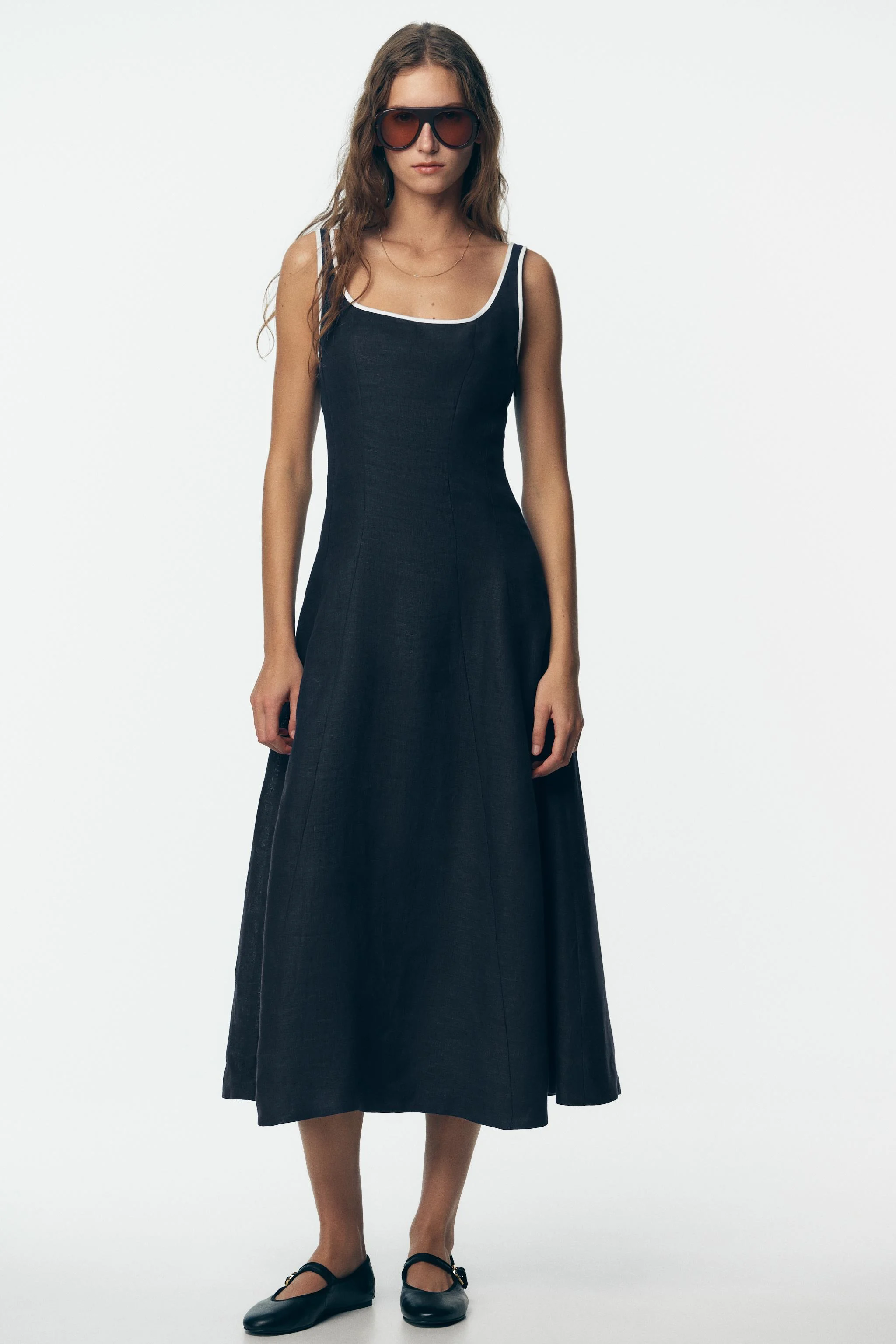 پیراهن میدی کتان با تزیینات متضاد