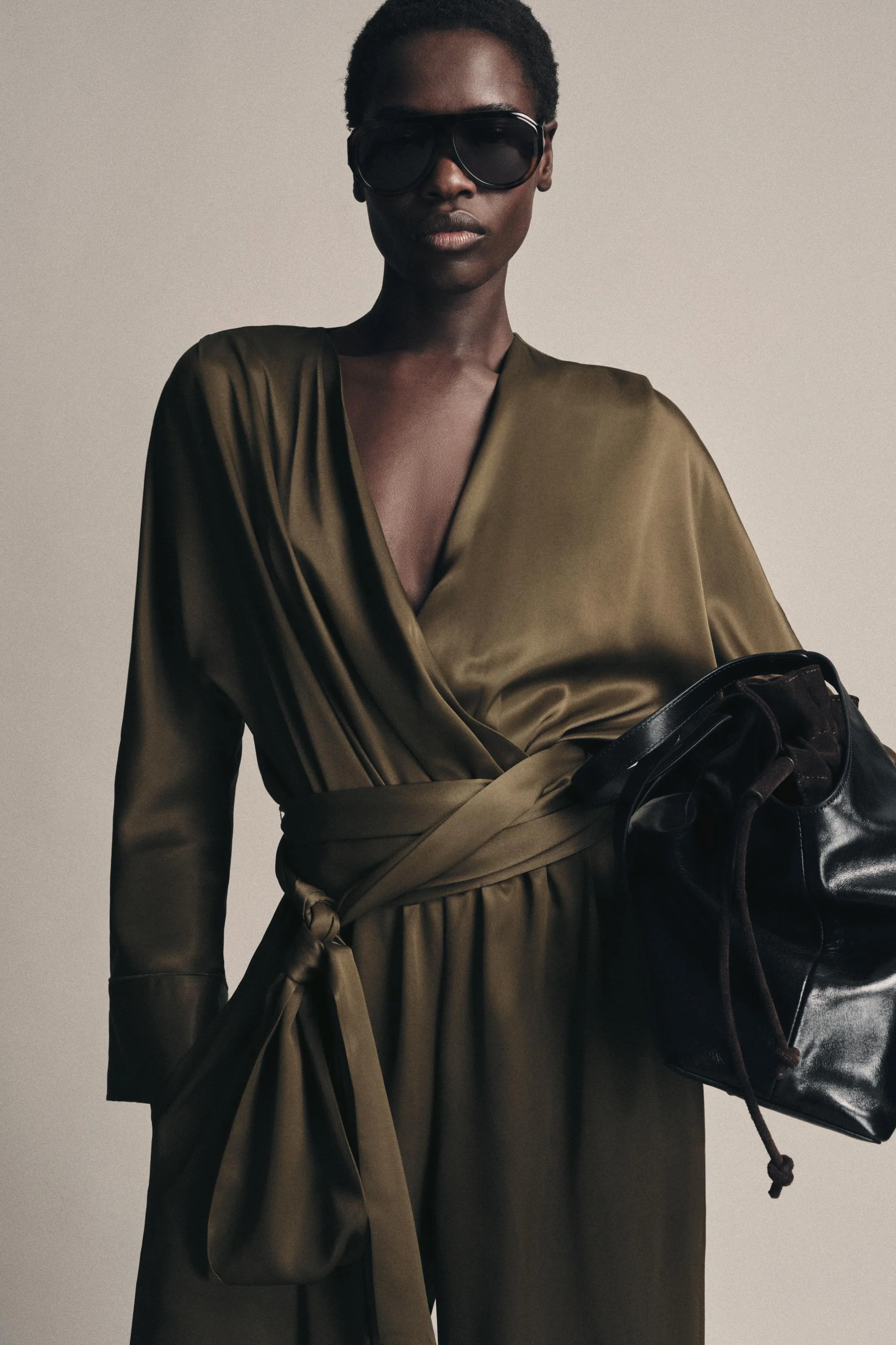 سرهمی ساتن بلند ZW COLLECTION با لبه های پفی