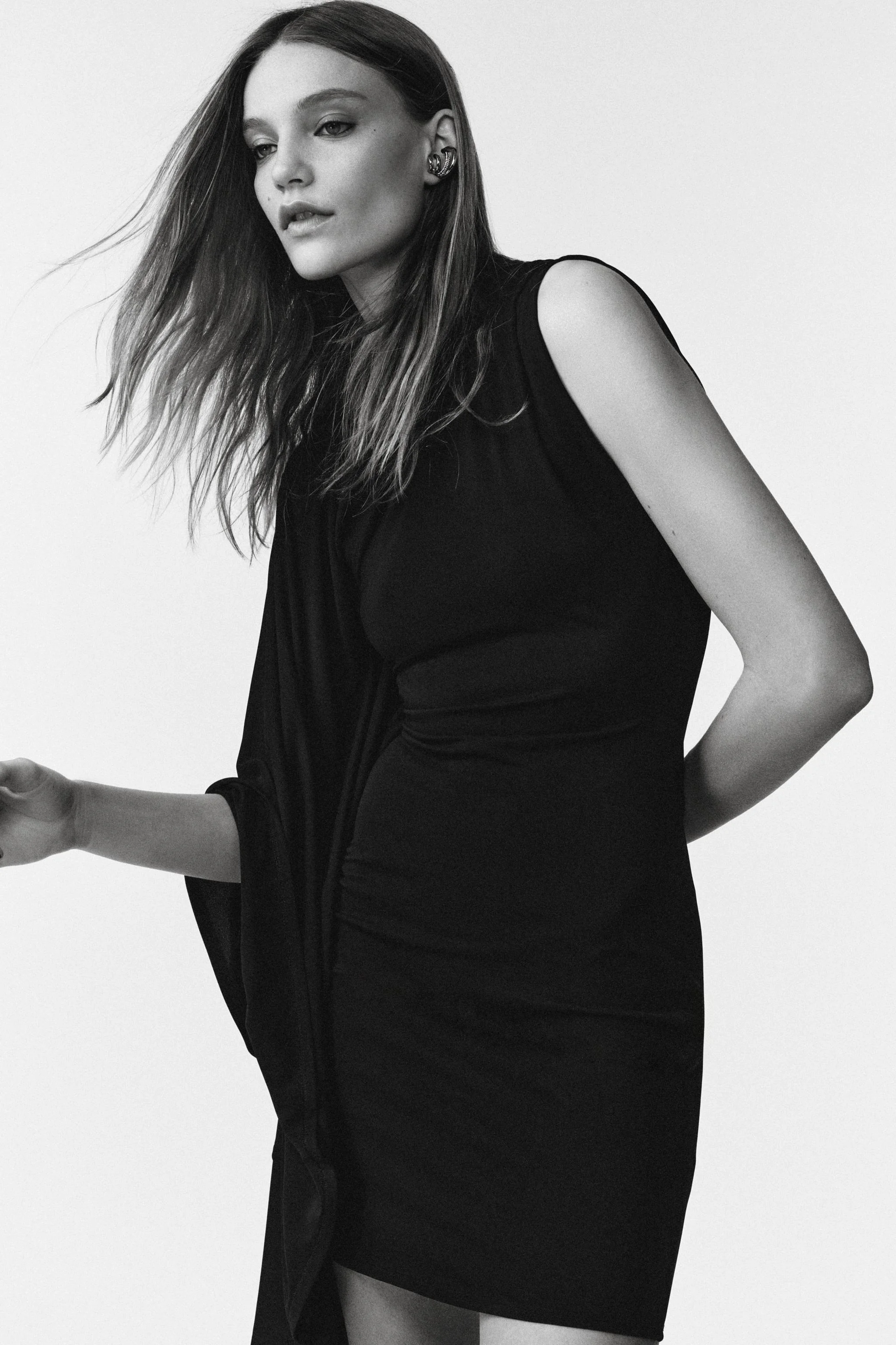 پیراهن آستین نامتقارن نسخه محدود