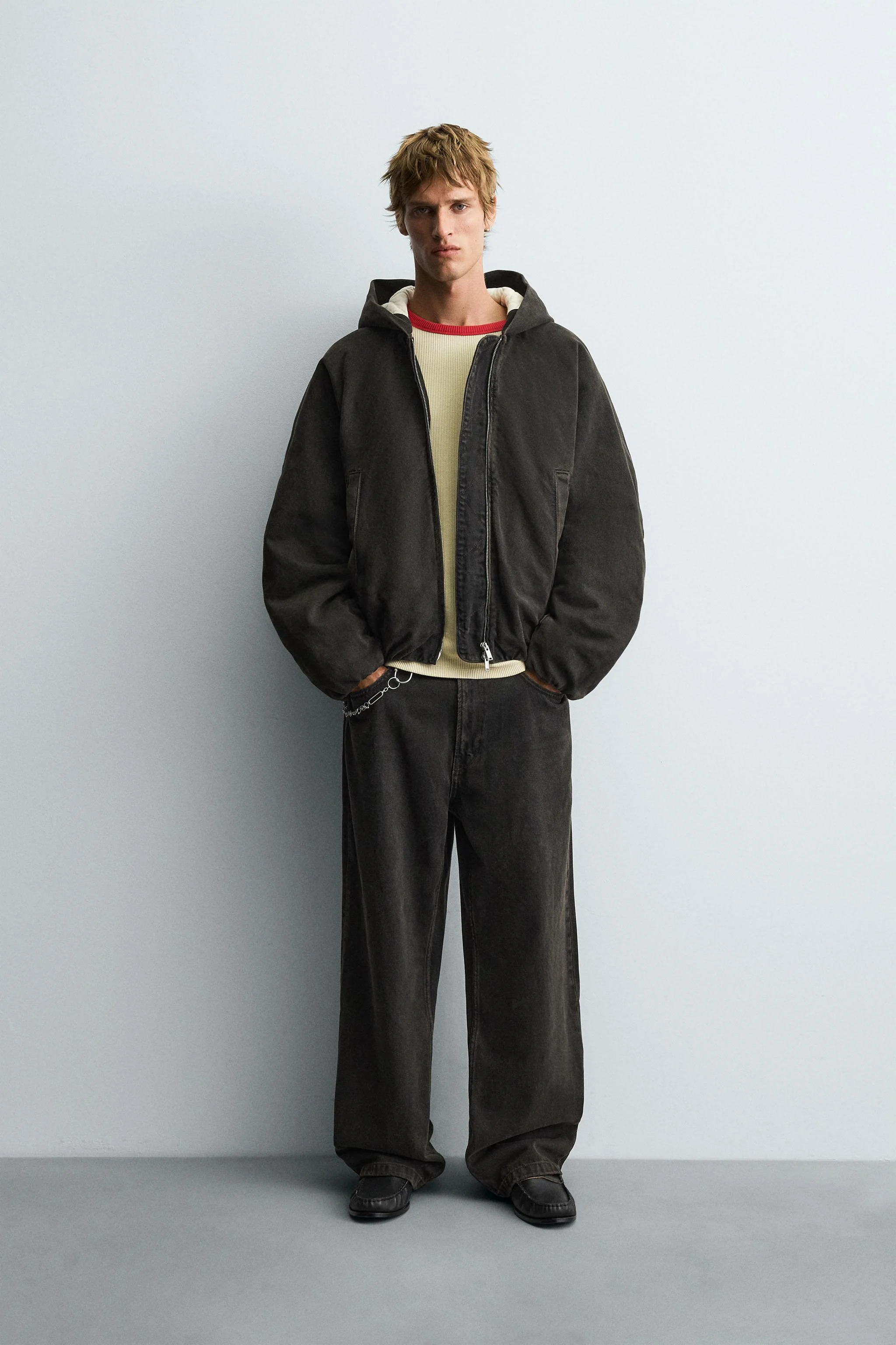 کت جین لحافی با کلاه کت جین لحافی با کلاه