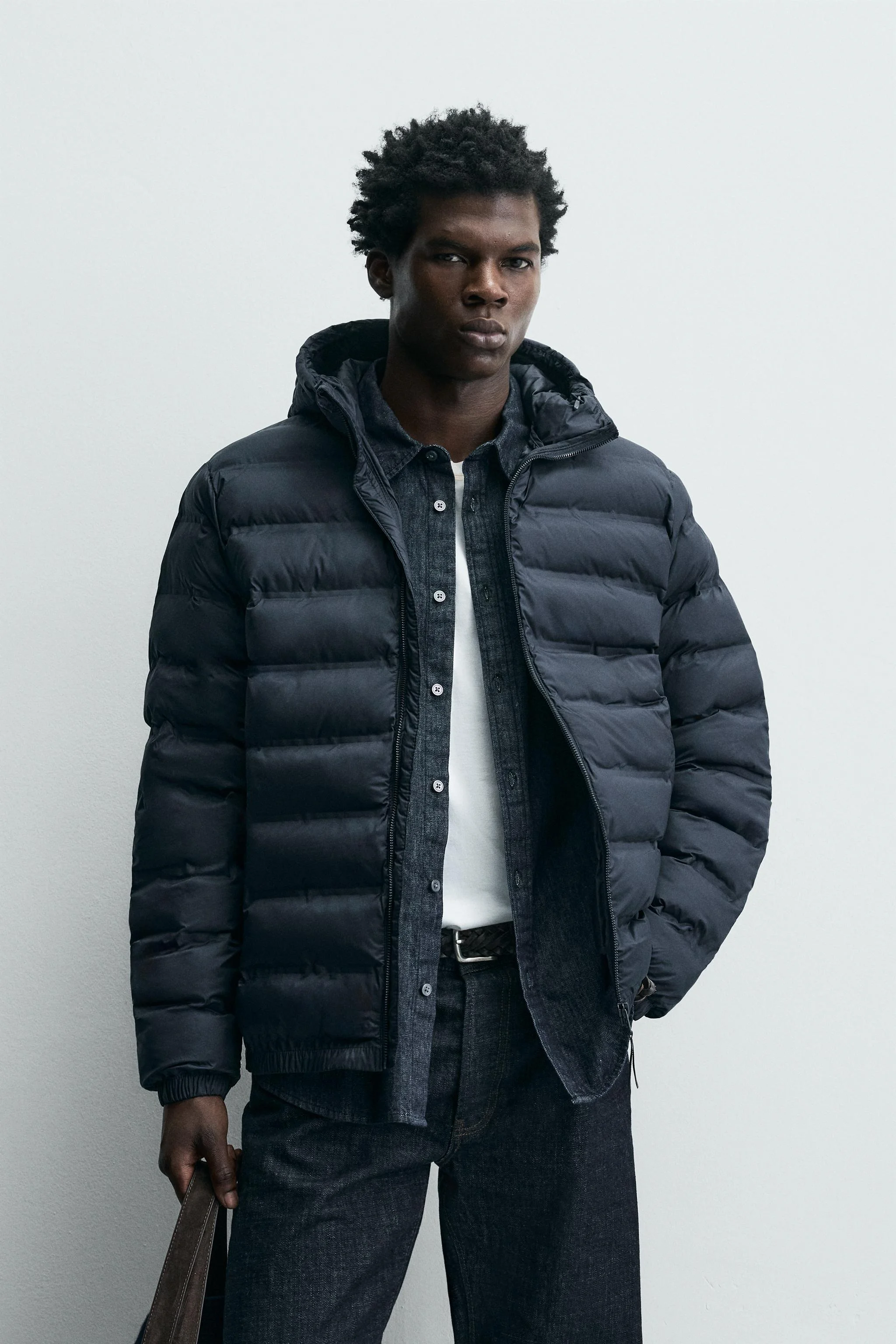 کاپشن پفی سبک وزن ضد آب کاپشن پفی سبک وزن ضد آب