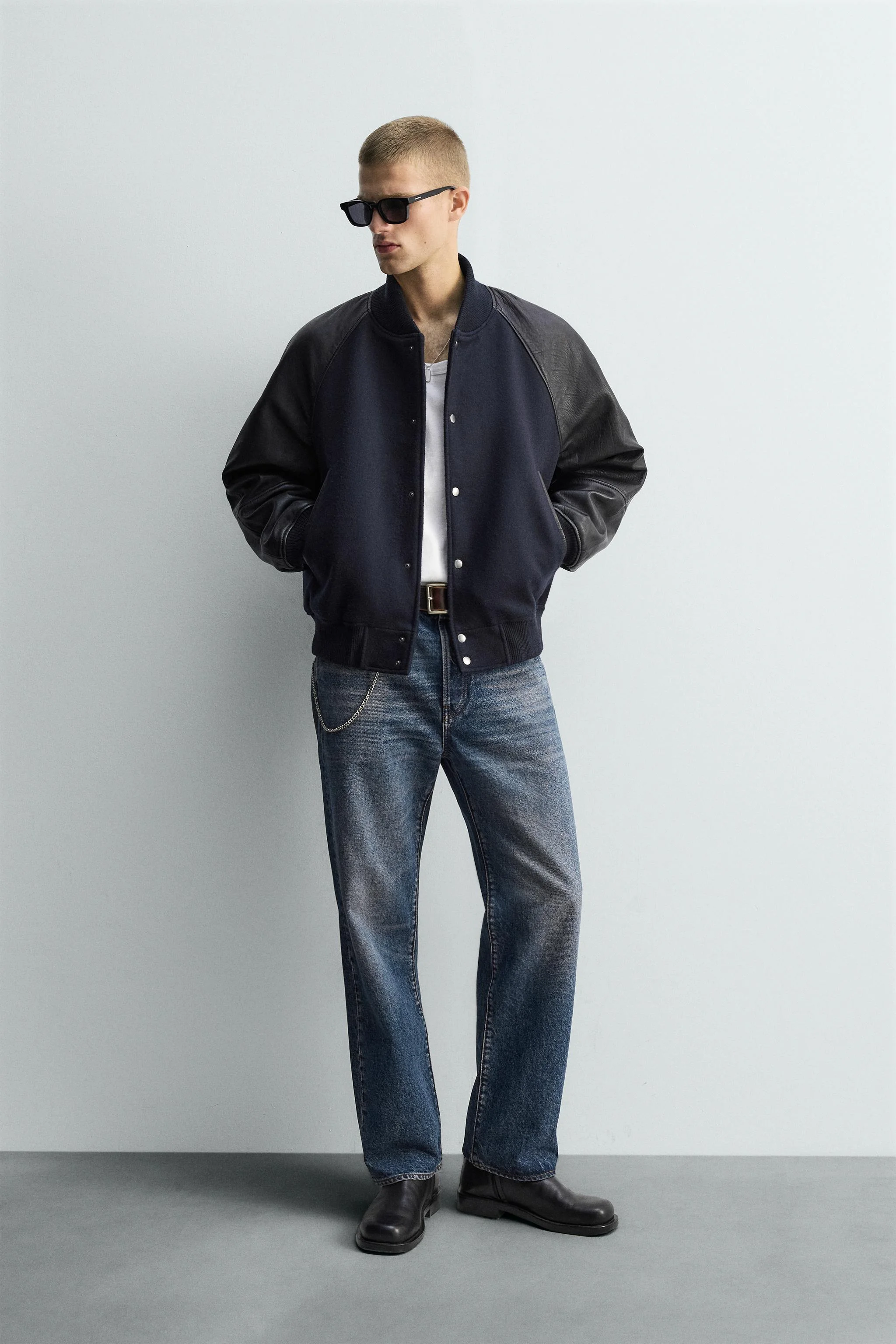 کاپشن خلبانی چرم متضاد با طرح محدود