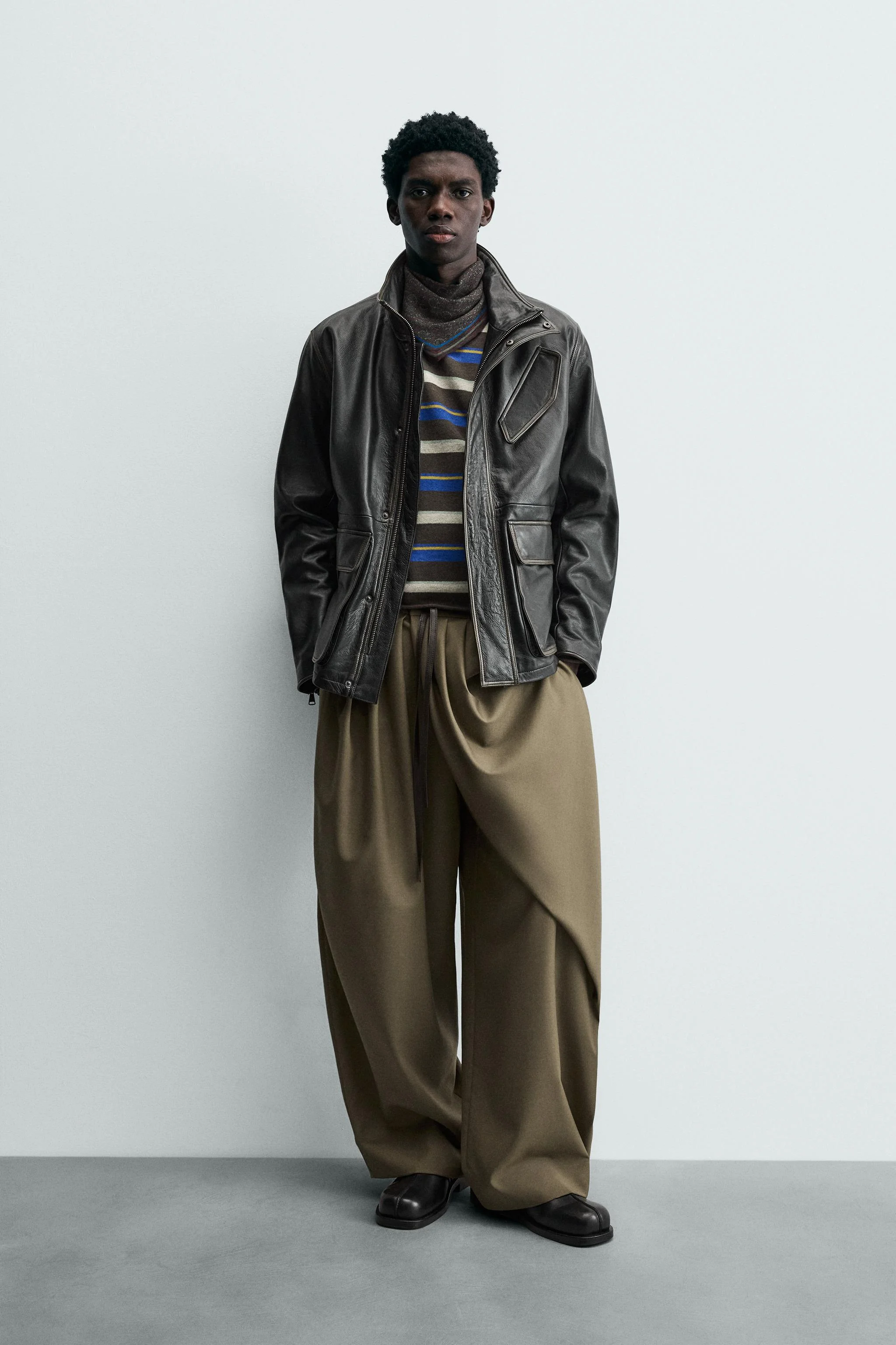 کت چرمی با جیب، نسخه محدود