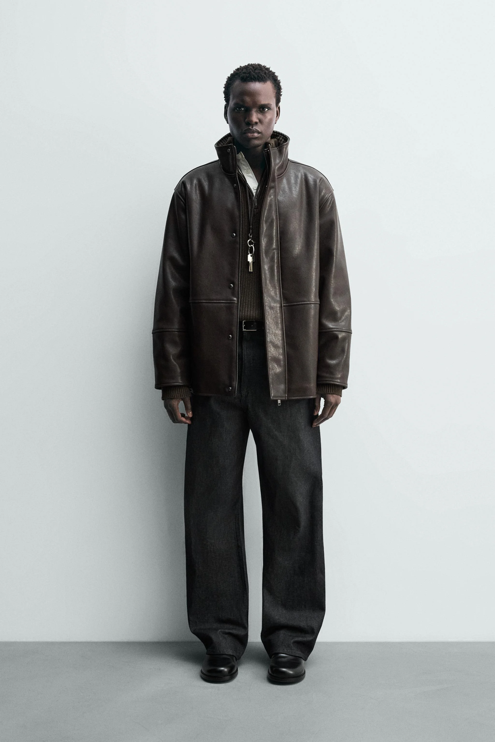 کت با افکت چرم متضاد