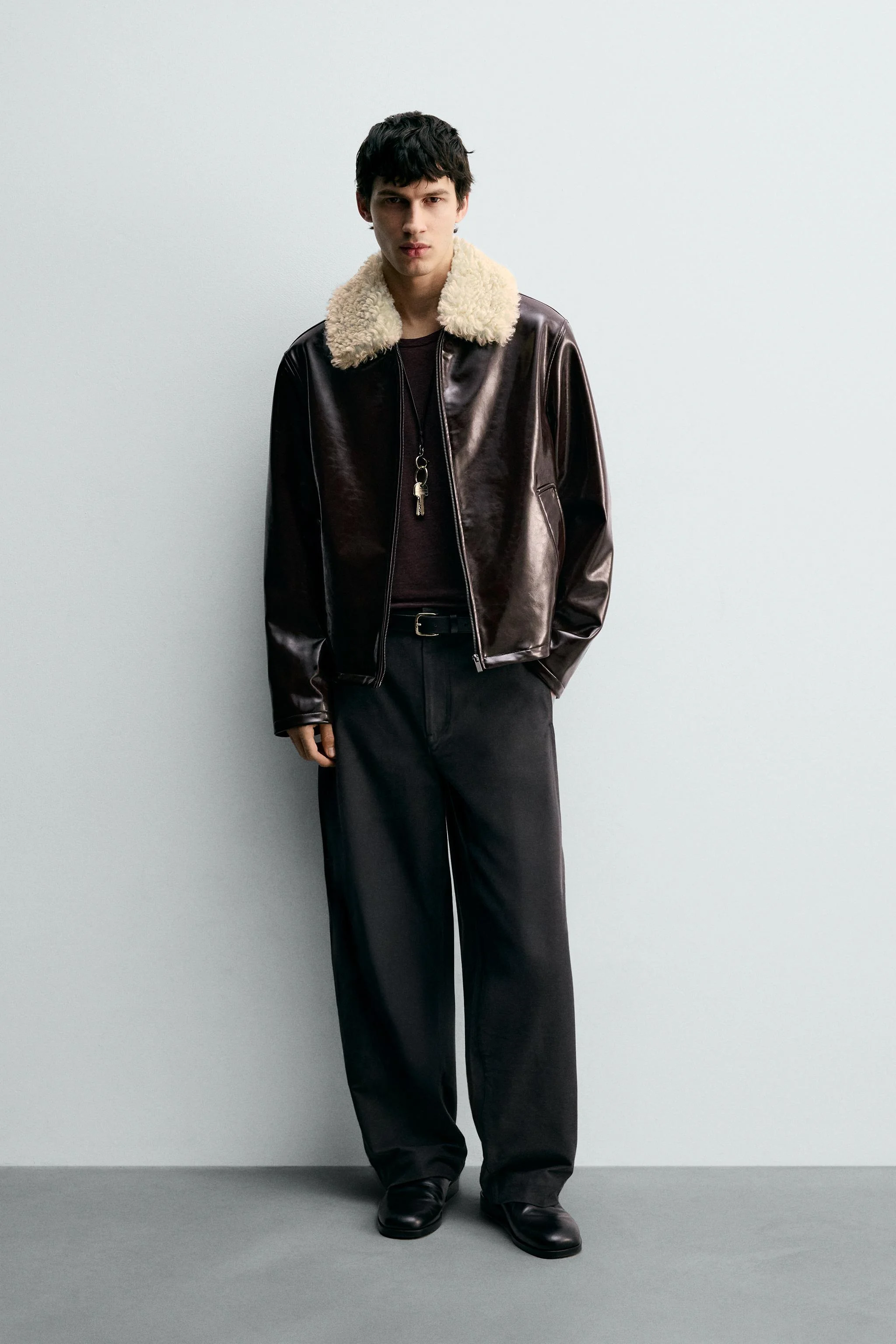 کت با روکش وینیل متضاد کت با روکش وینیل متضاد