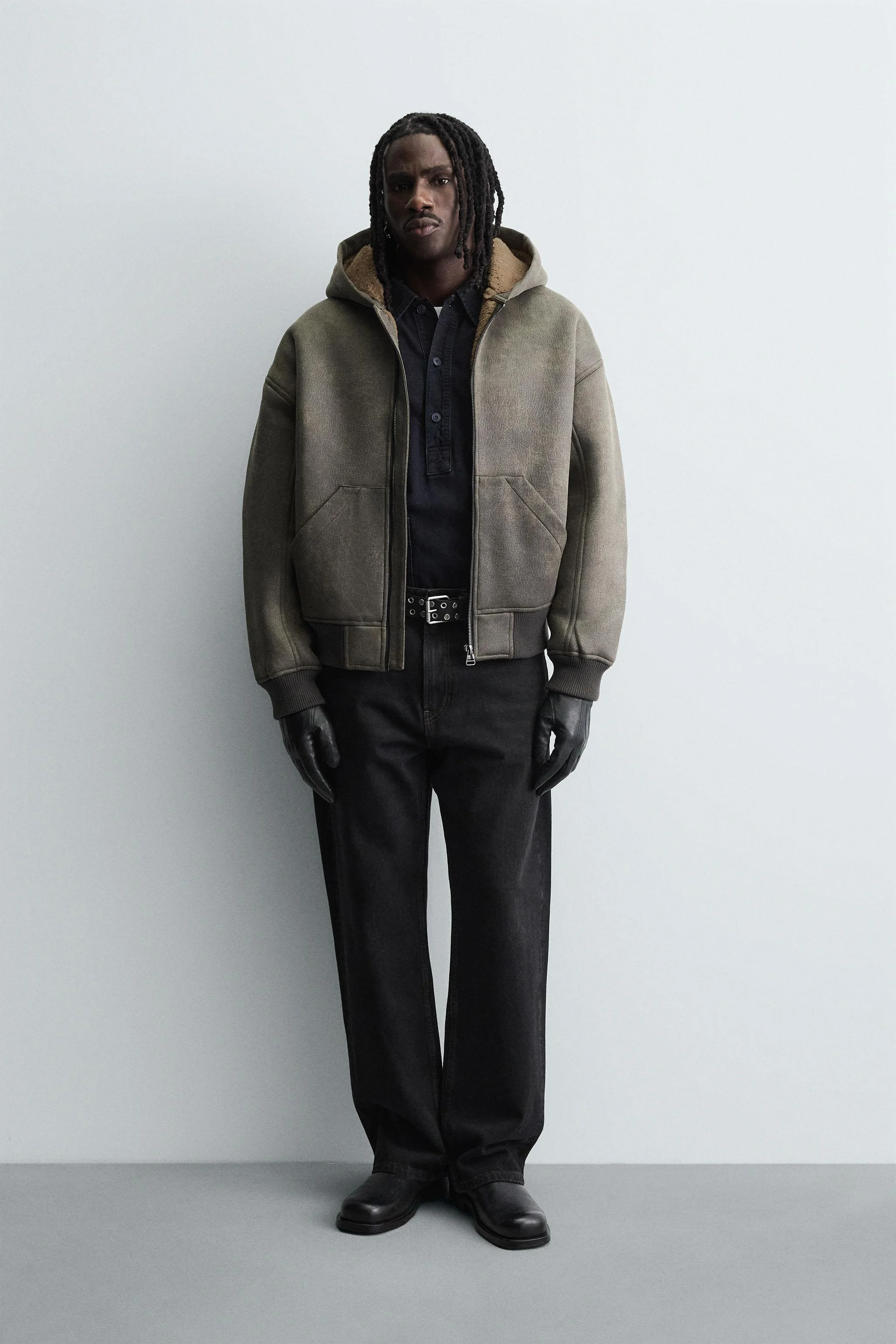 ژاکت دو رو چرم مصنوعی طرح دار ژاکت دو رو چرم مصنوعی طرح دار