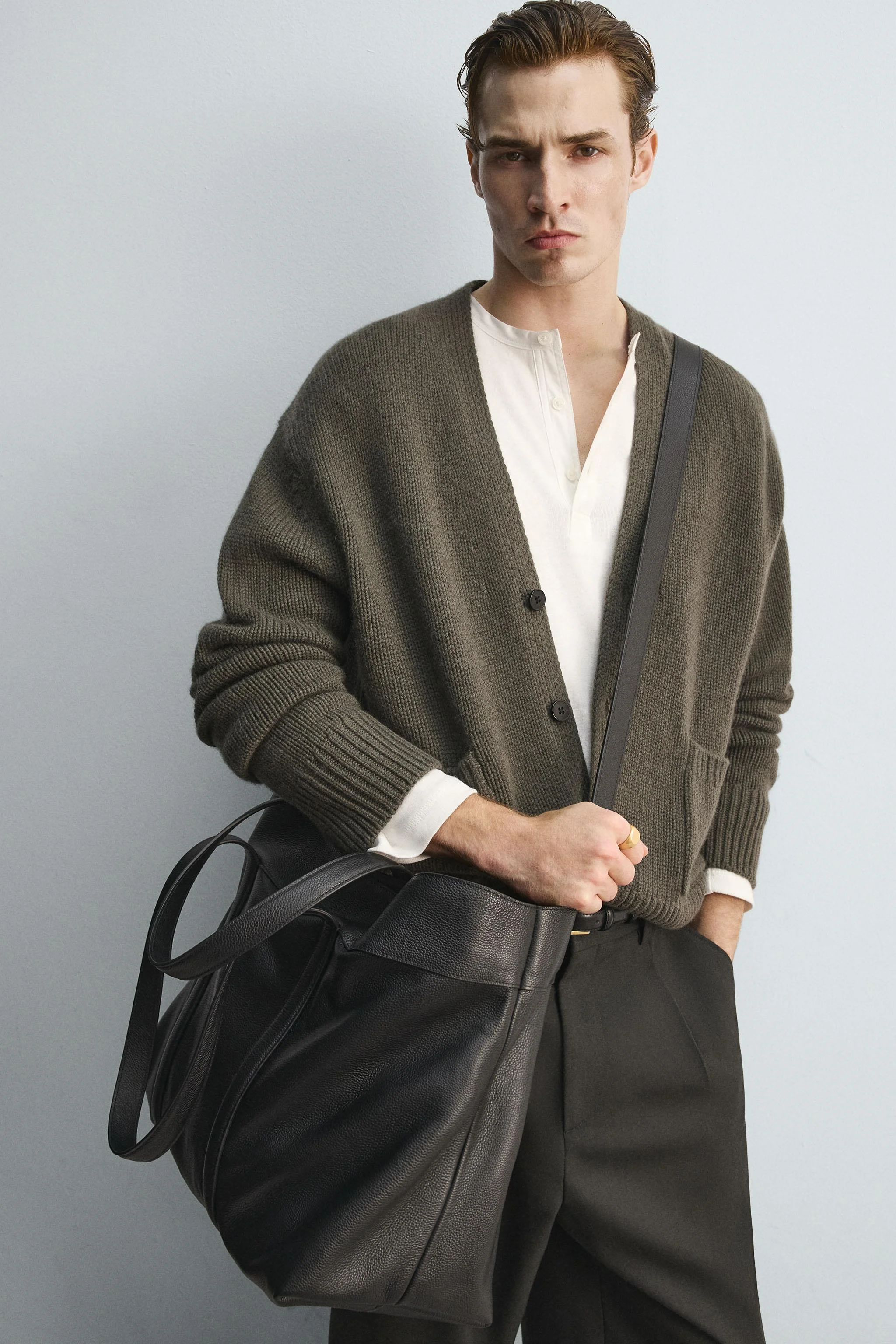 کیف دستی چرمی با طراحی محدود