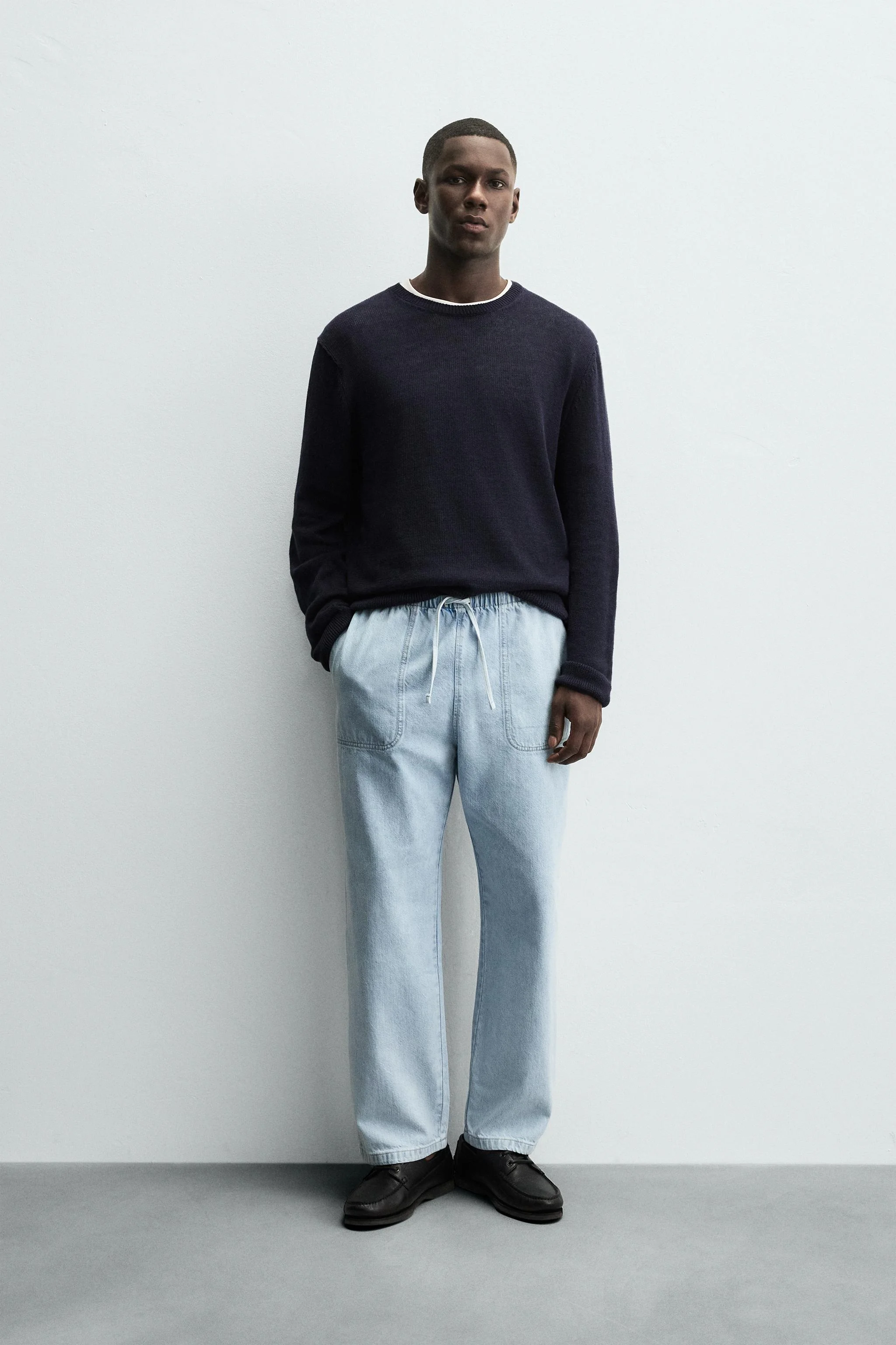 شلوار جین سبک وزن با فیت جاگر