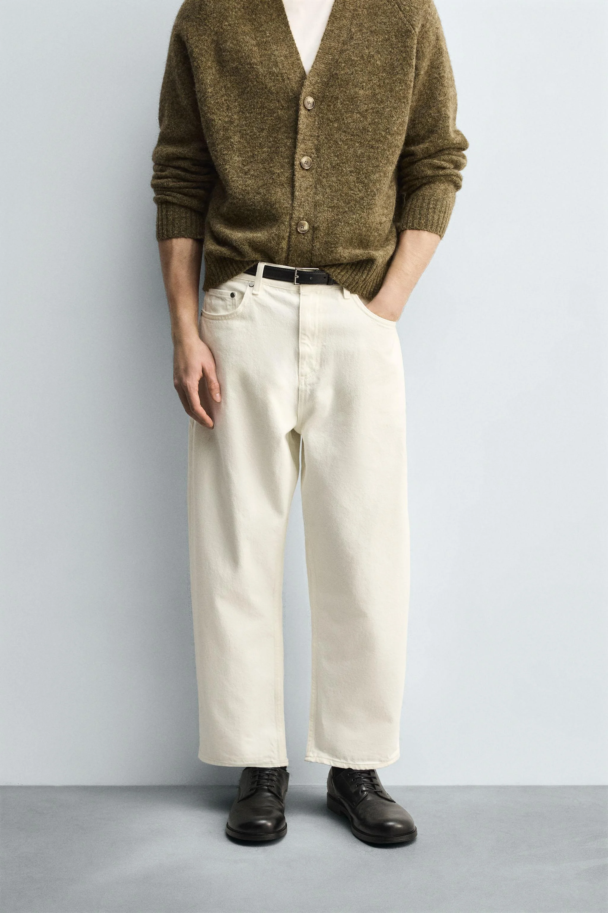 شلوار جین پاچه گشاد مخروطی