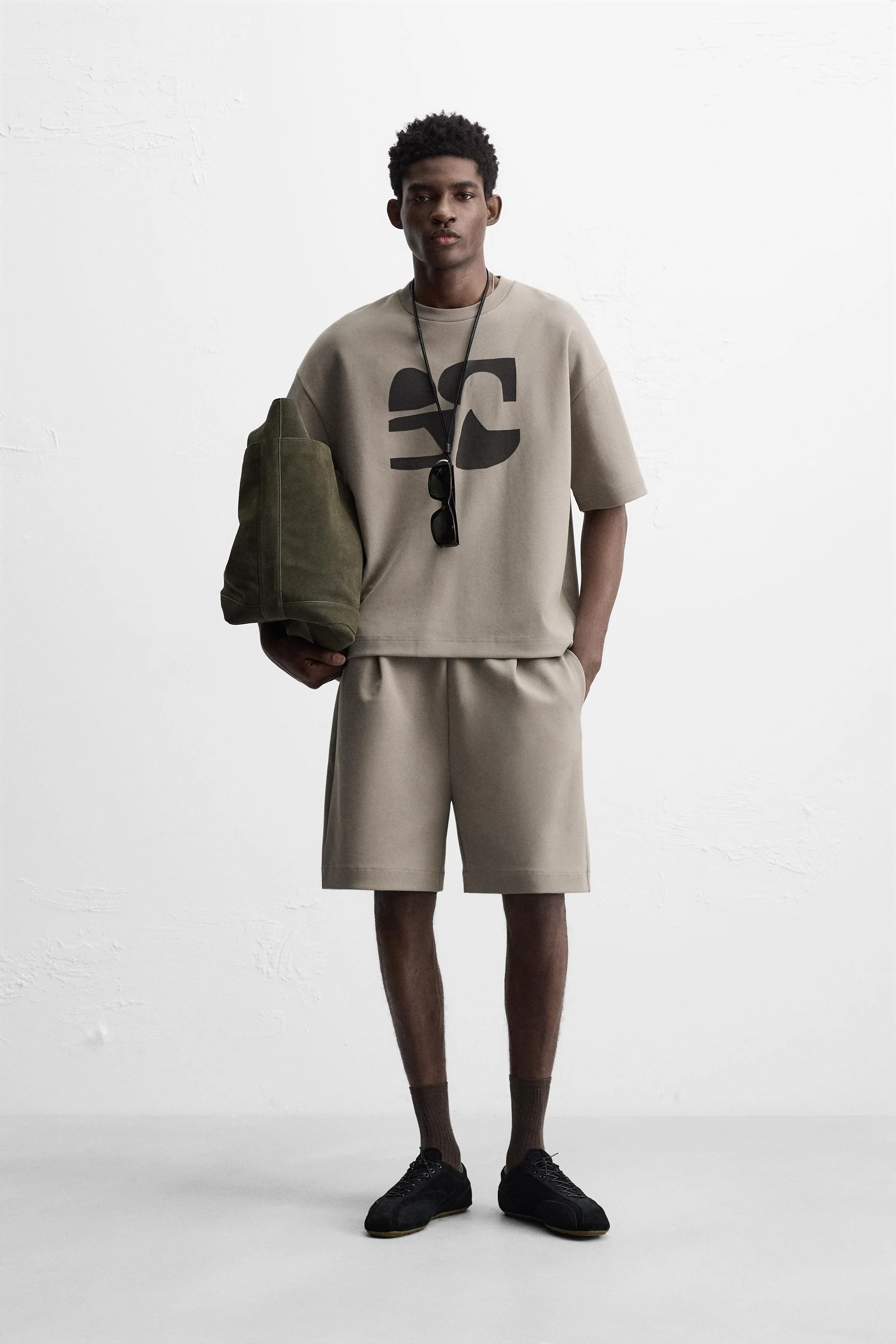 تی شرت با بافت فنی چاپی