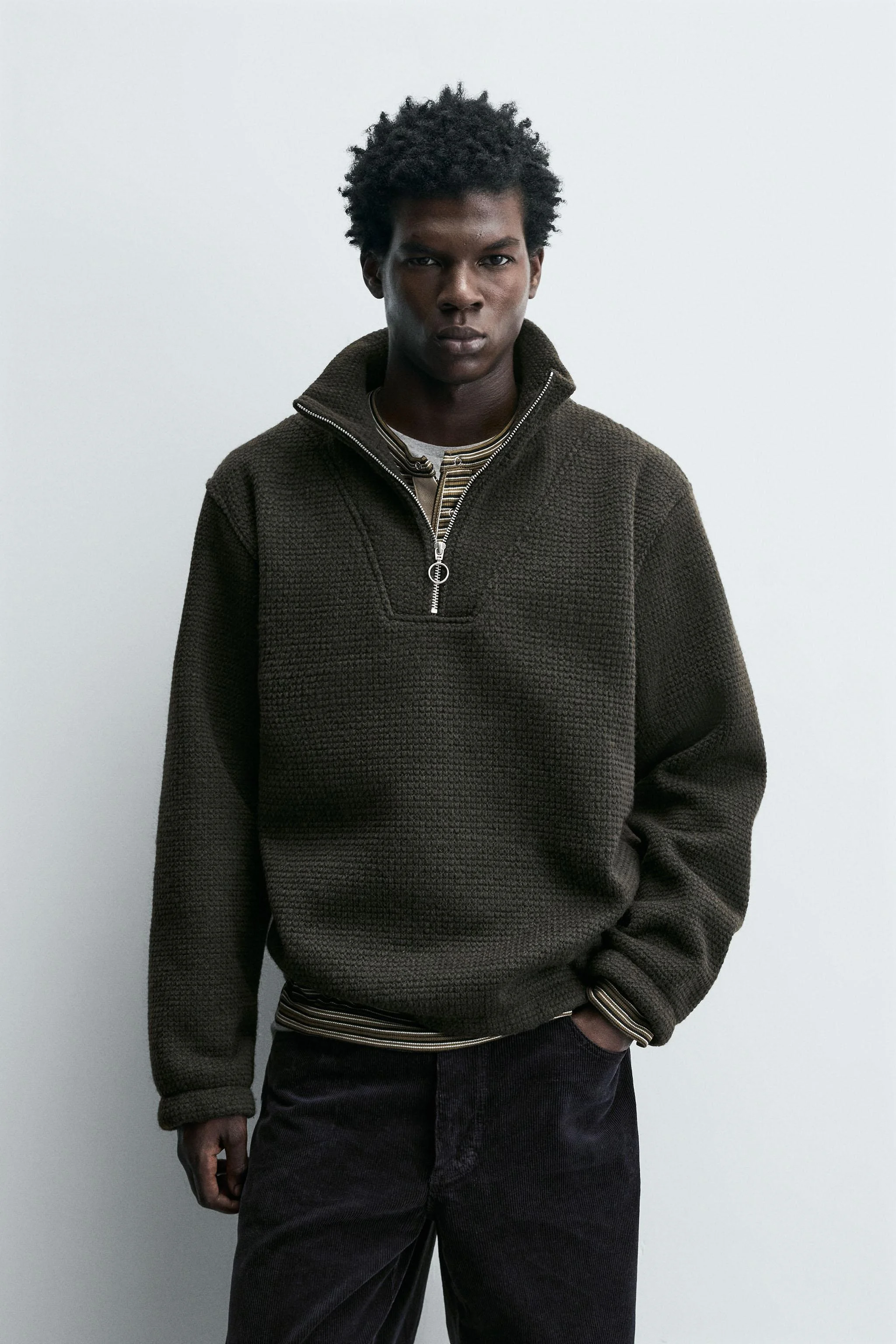 سویشرت بافت دار یقه زیپ دار