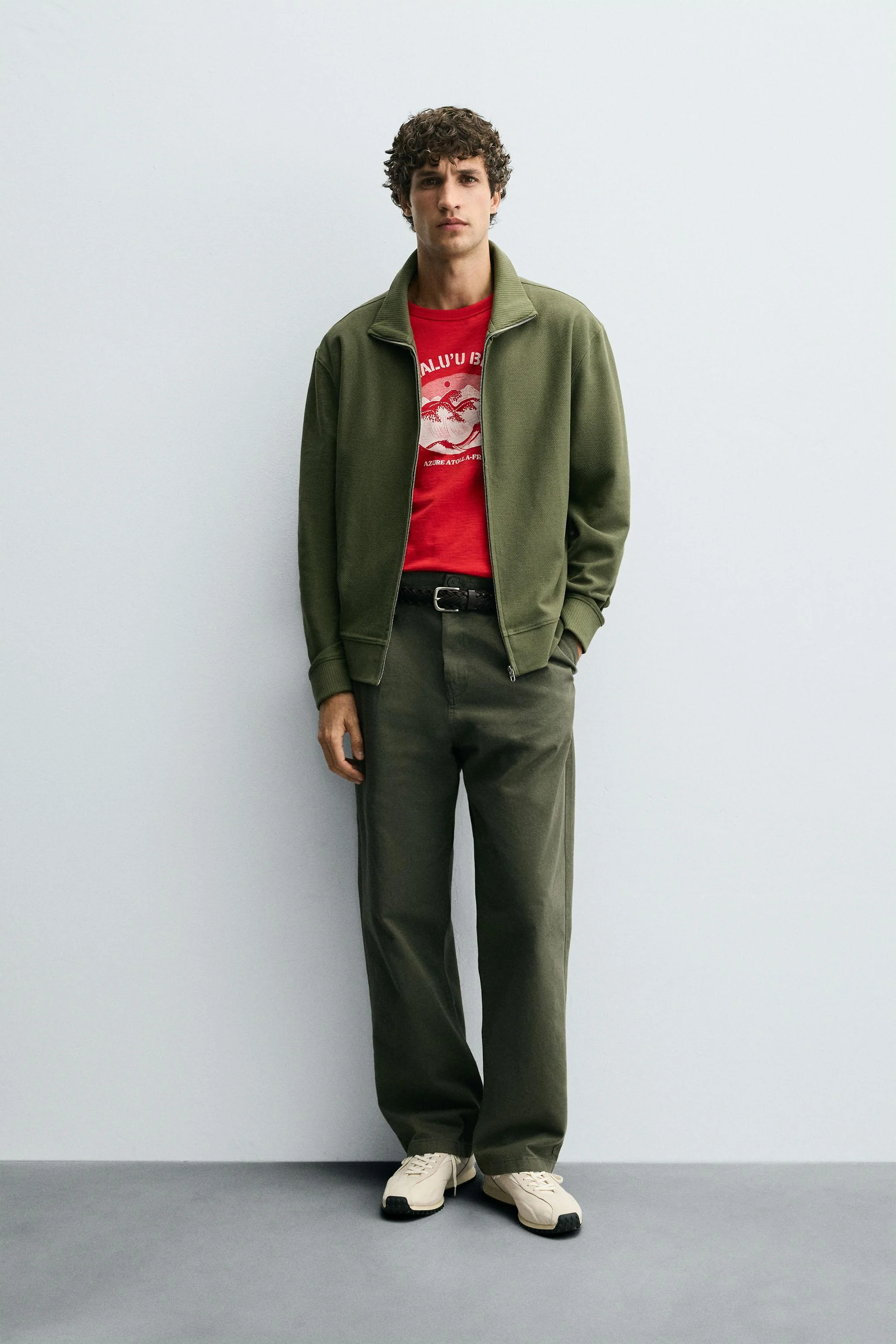 سویشرت زیپ دار سبک وزن