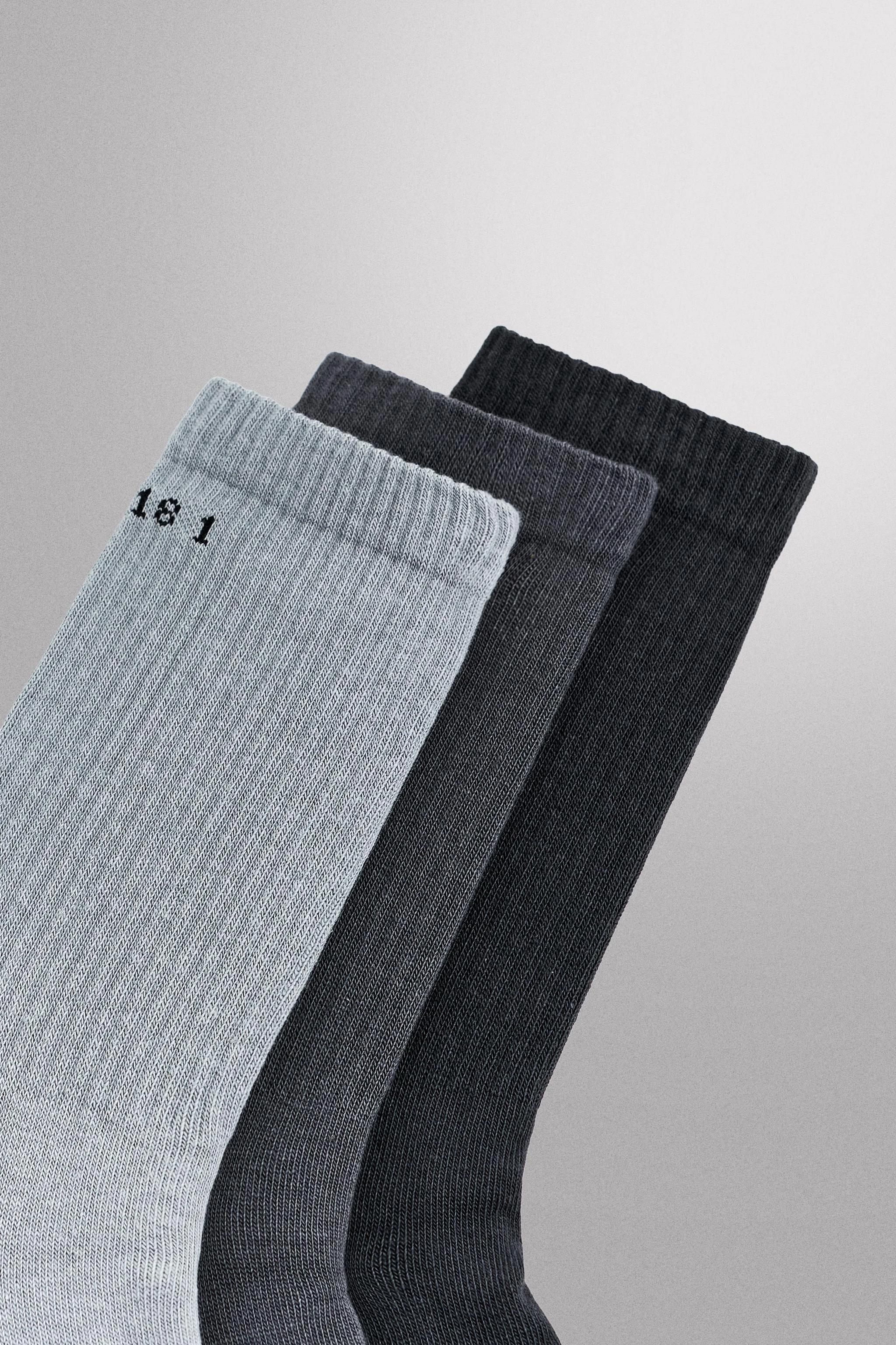 ست سه تایی جوراب تمرینی ست سه تایی جوراب تمرینی