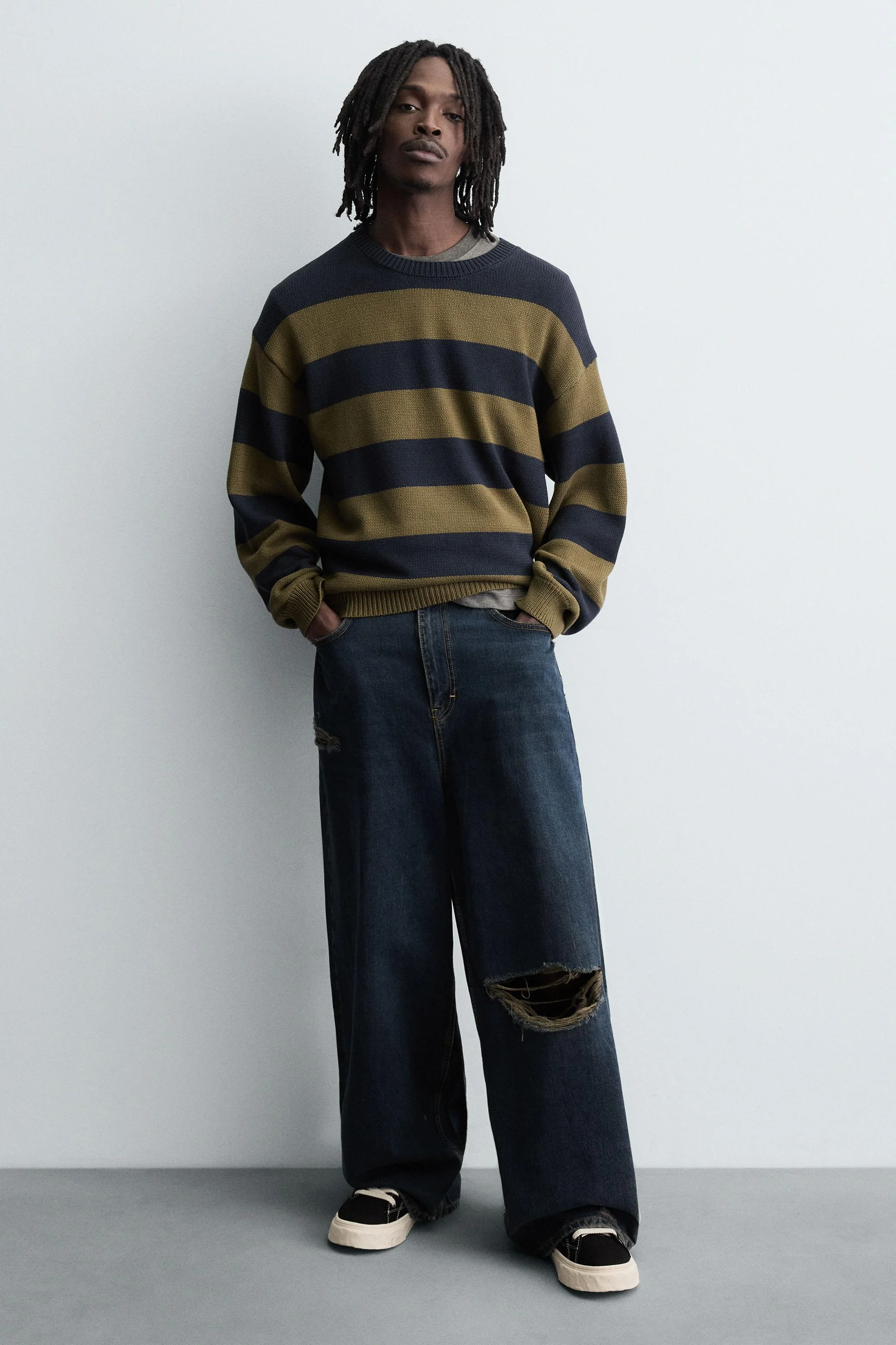 کفش ورزشی پارچه ای ضخیم