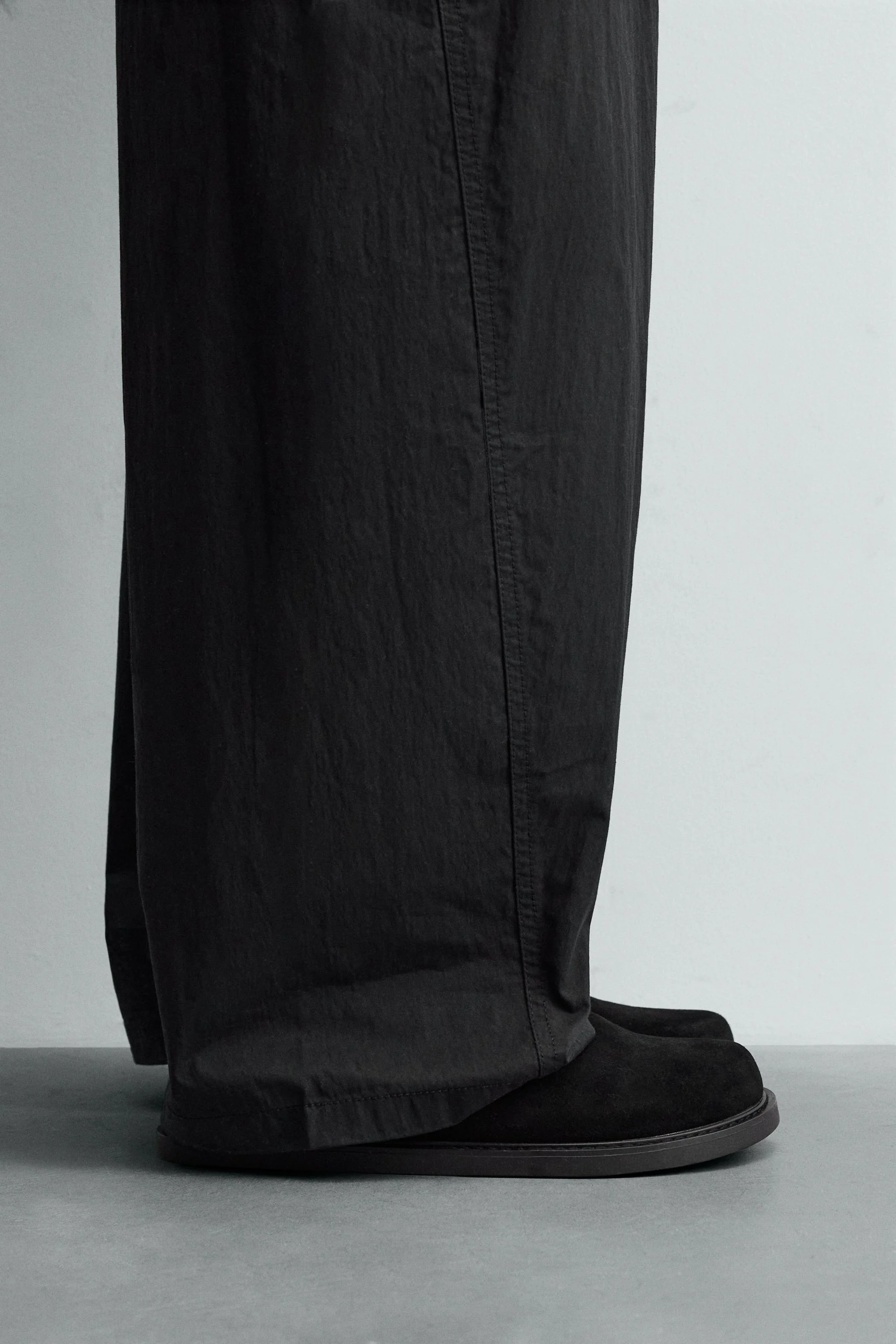 کفش های چوبی چرمی کفش های چوبی چرمی