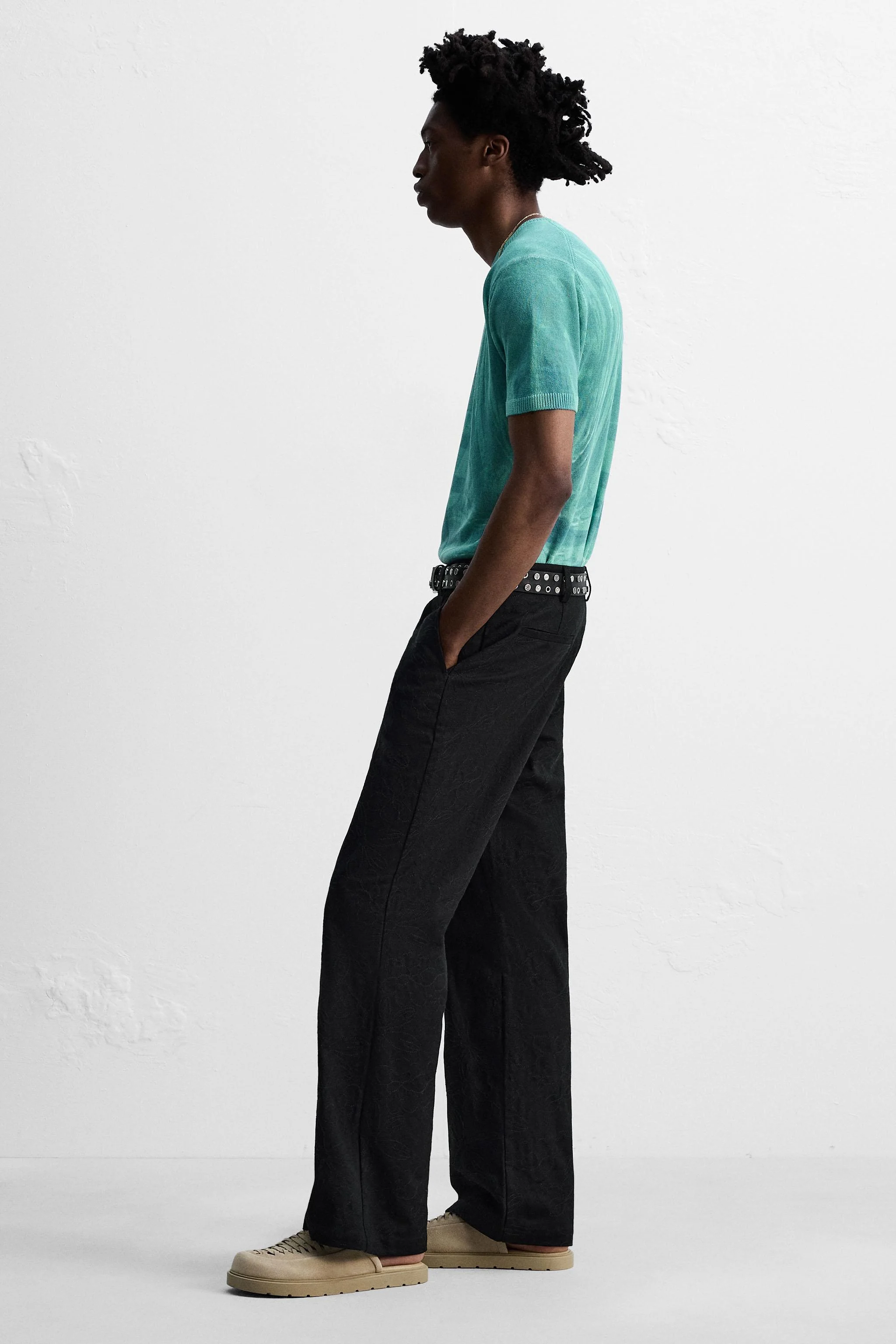 کفش های چوبی چرمی بافته