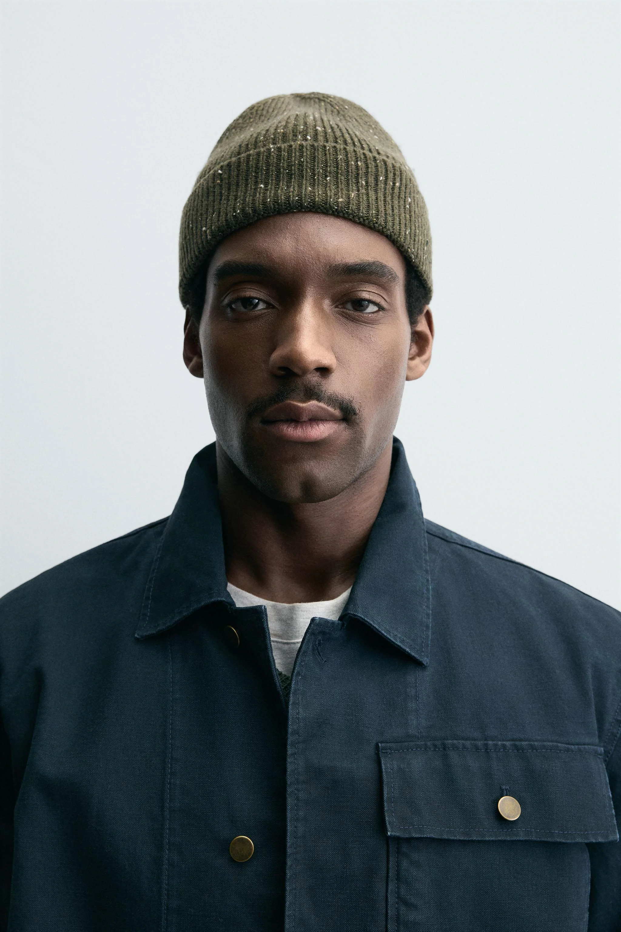 کلاه بافتنی کوتاه با بافت خاص