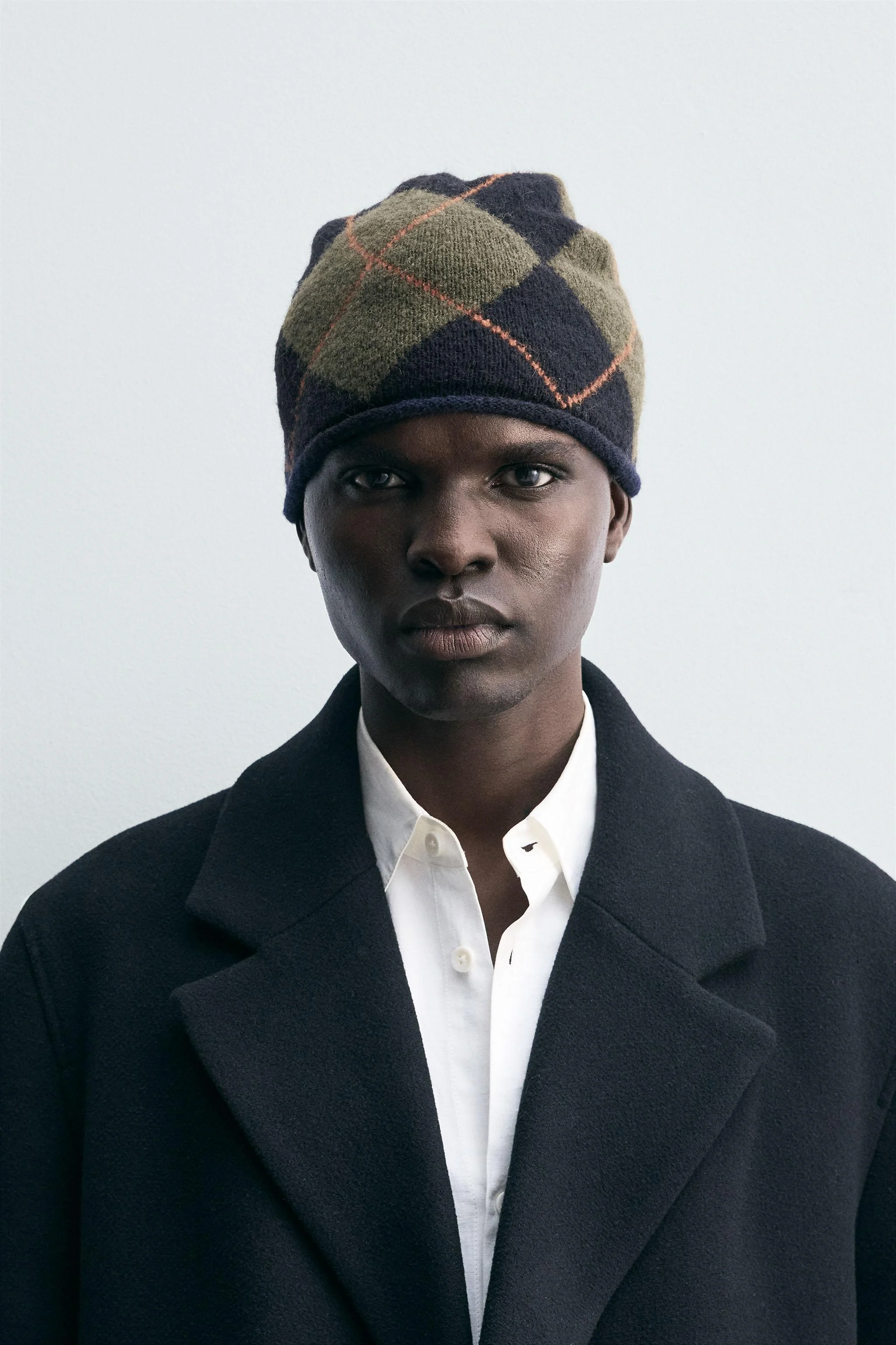 کلاه بافتنی طرح الماس ژاکارد