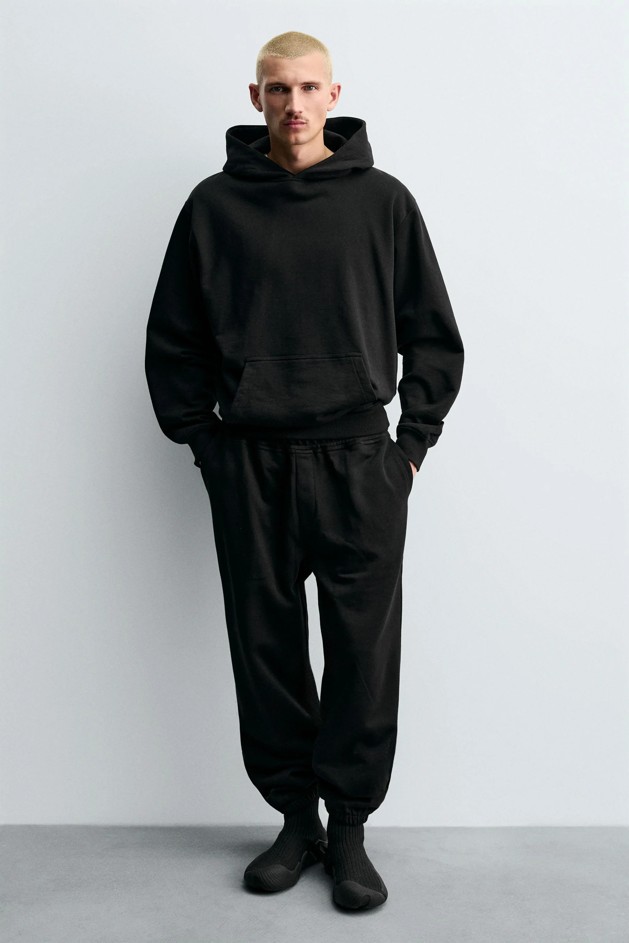 کفش ورزشی ساق بلند پارچه ای