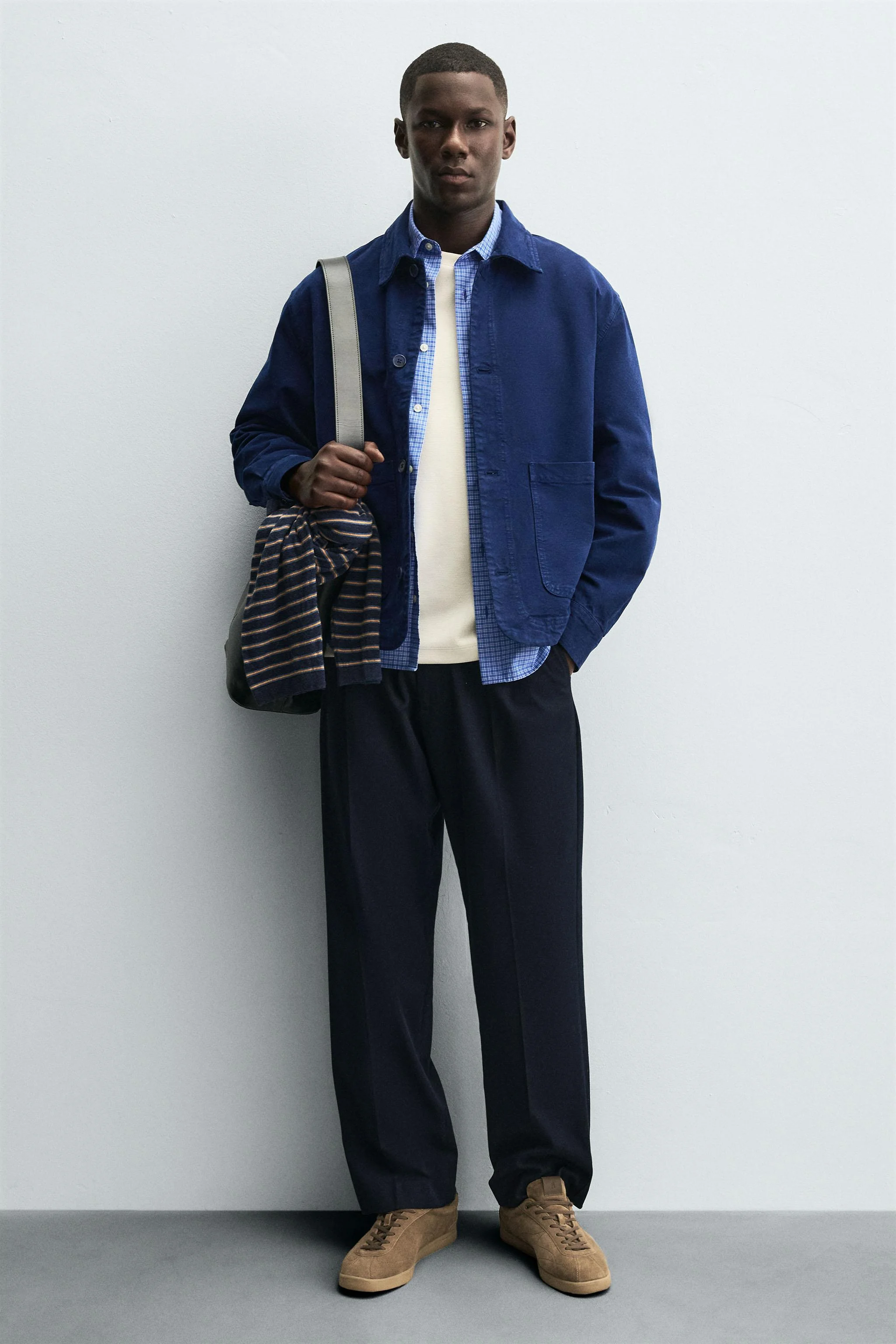 کفش ورزشی چرمی