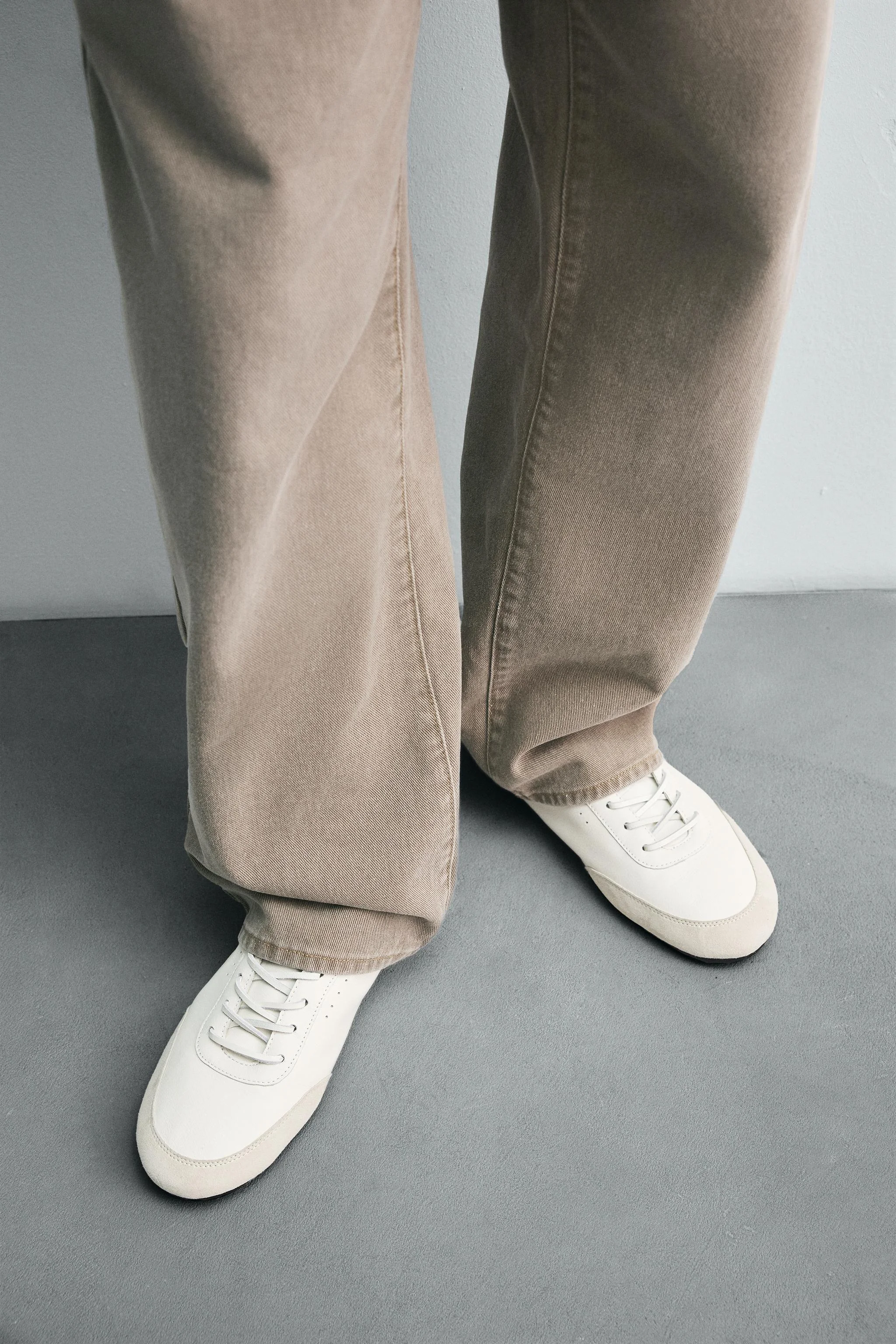 کفش ورزشی چرمی نسخه محدود