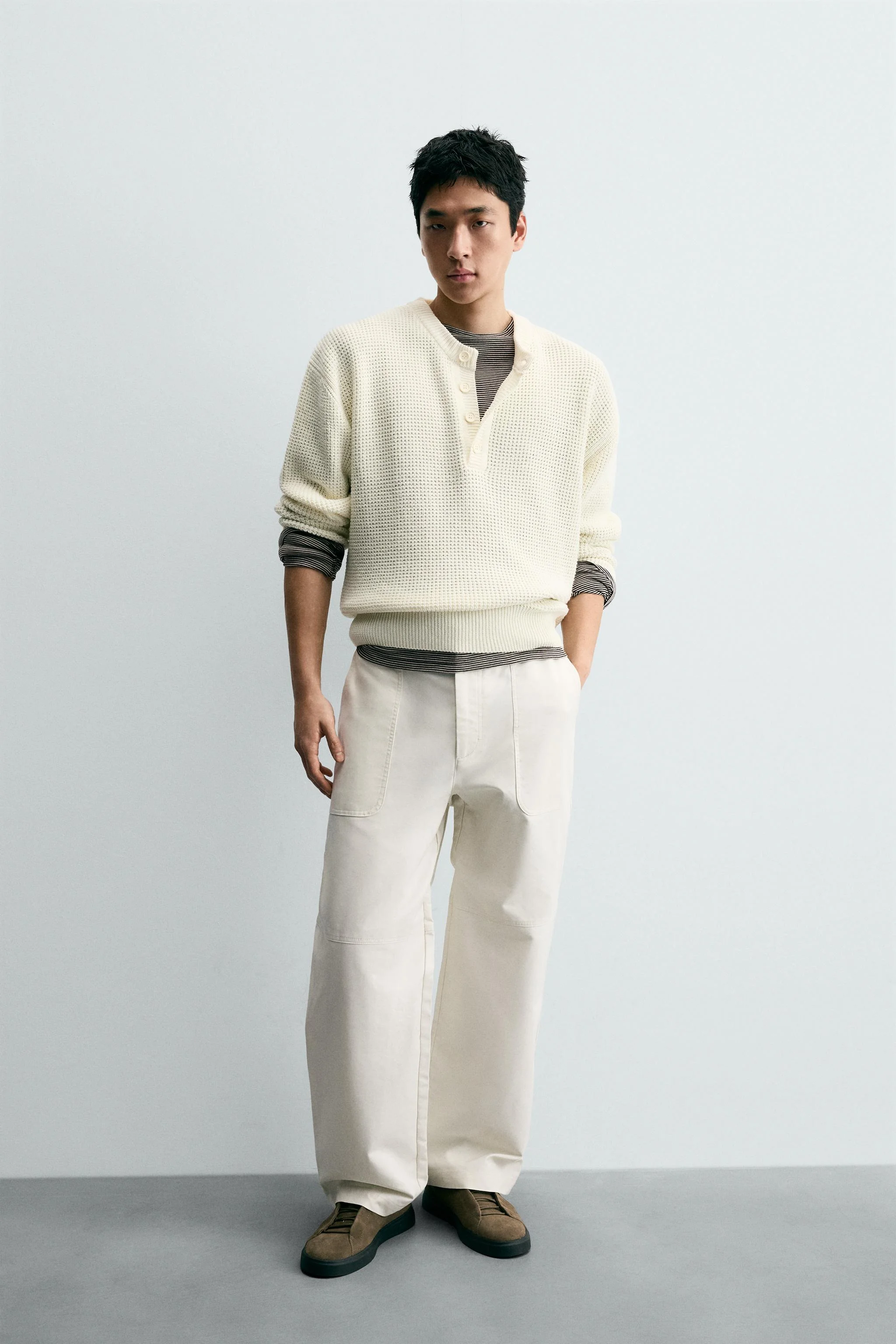 کفش ورزشی چرمی