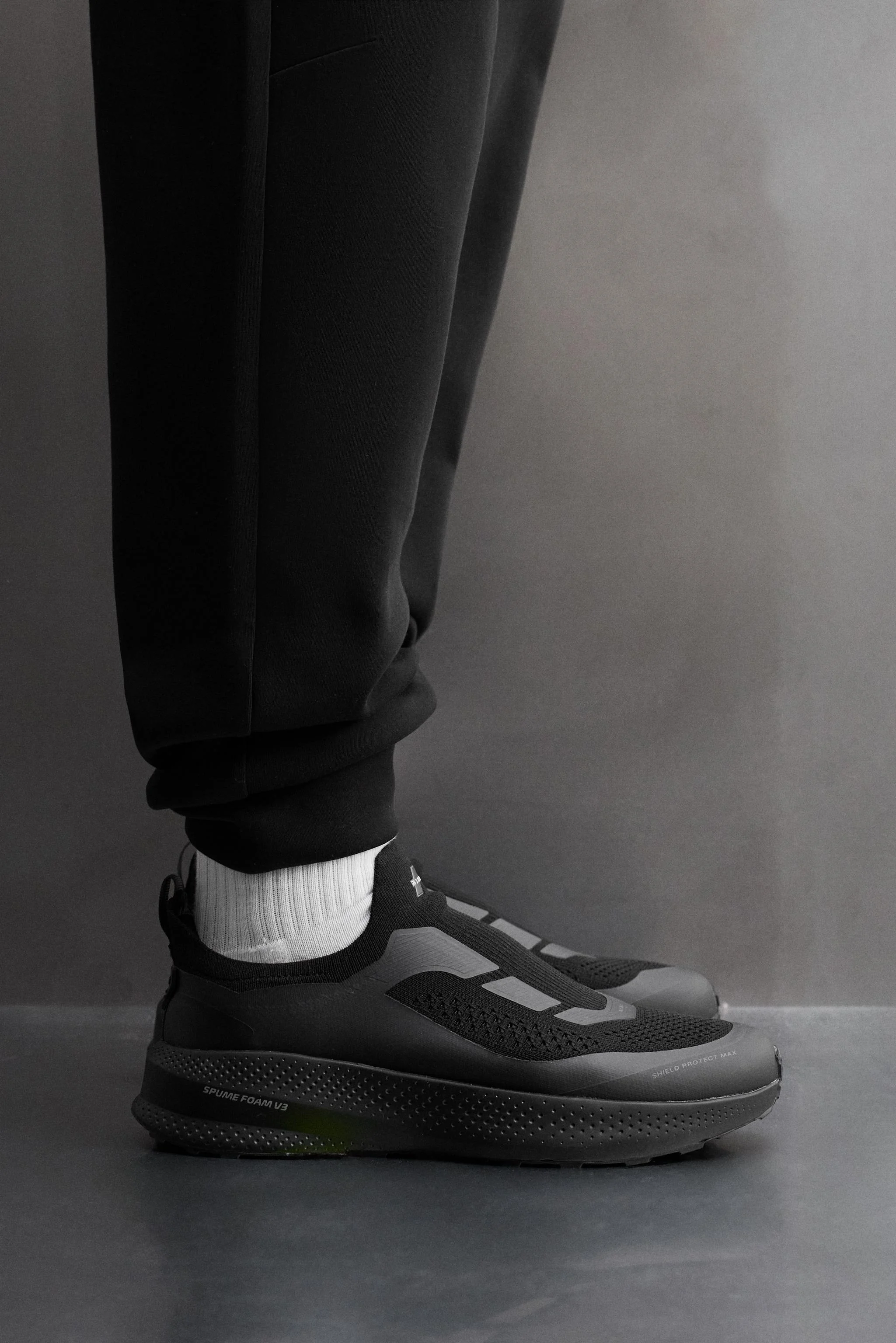 کفش ورزشی مخصوص دویدن بدون بند کفش ورزشی مخصوص دویدن بدون بند